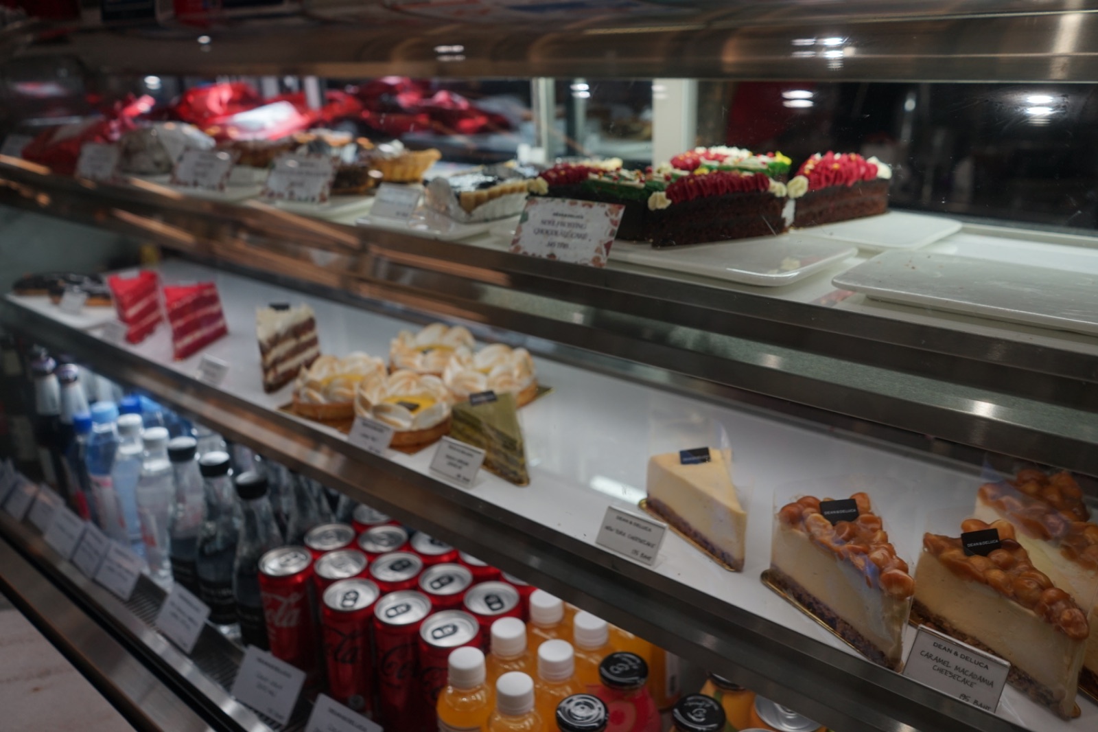 Dean & DeLuca - One Bangkok hero image 2