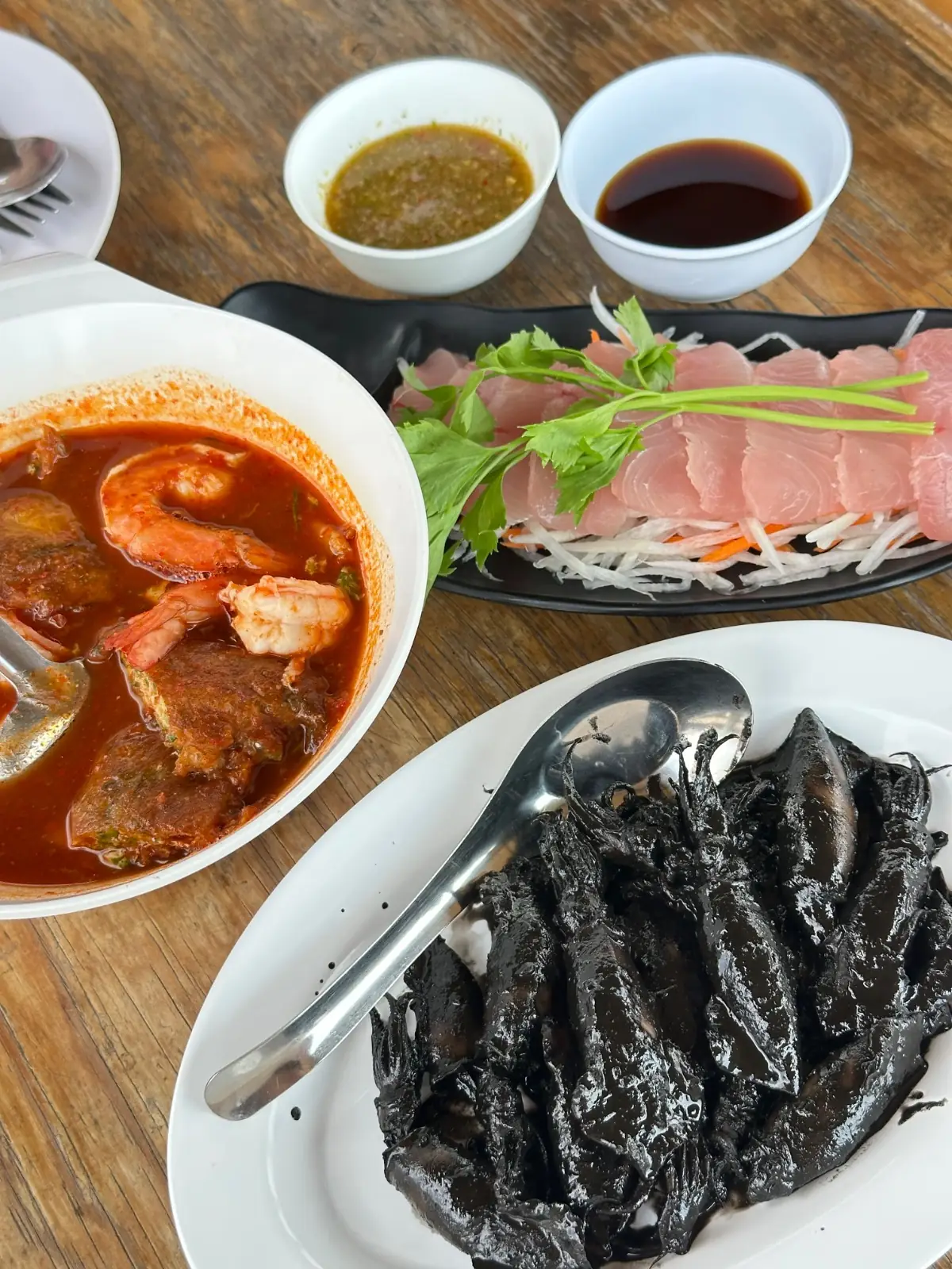 ครัวไต้ก๋ง - บางเสร่ food image 3