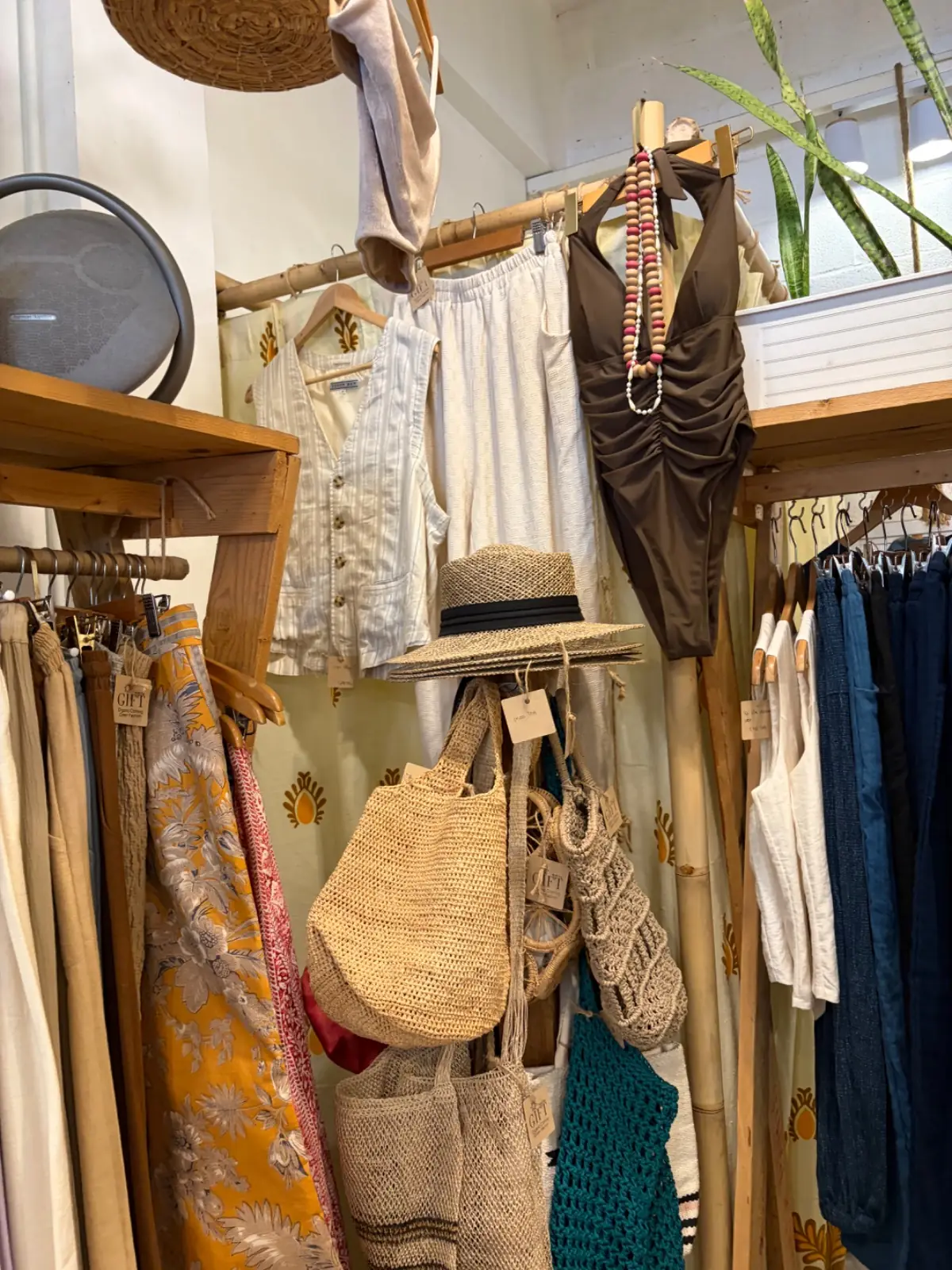 GIFT Organic Clothing Green Fashion & Cafe other image 1