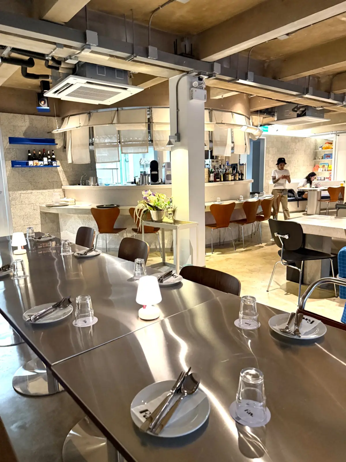 Fav.Bangkok ambiance image 1