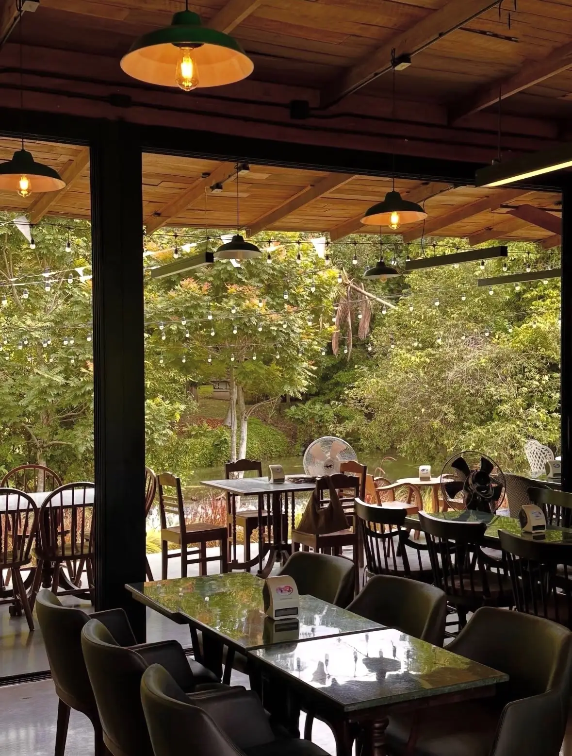Jittang Restaurant & Cafe overall image 3