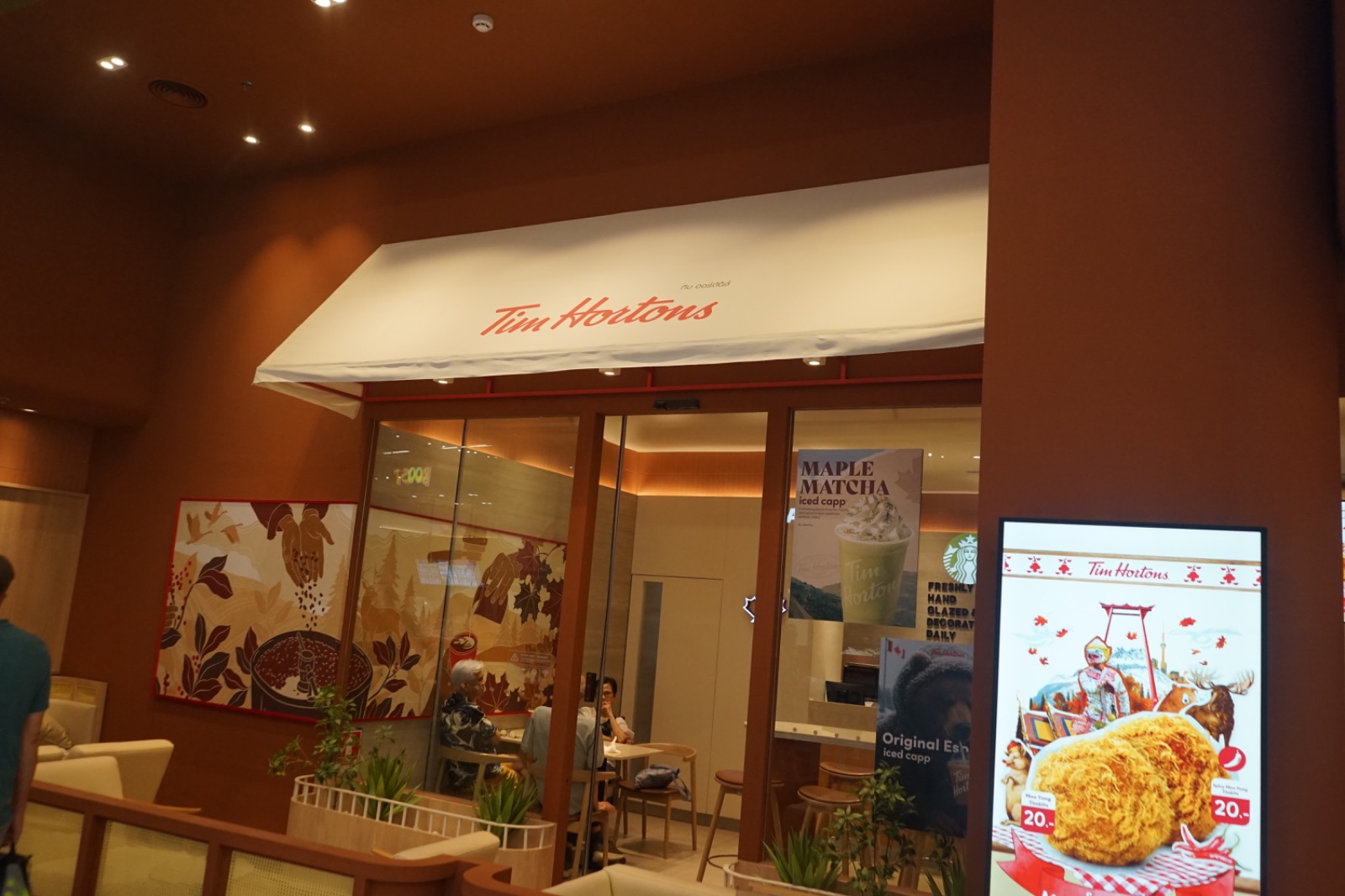 Tim Hortons - One Bangkok hero image 2