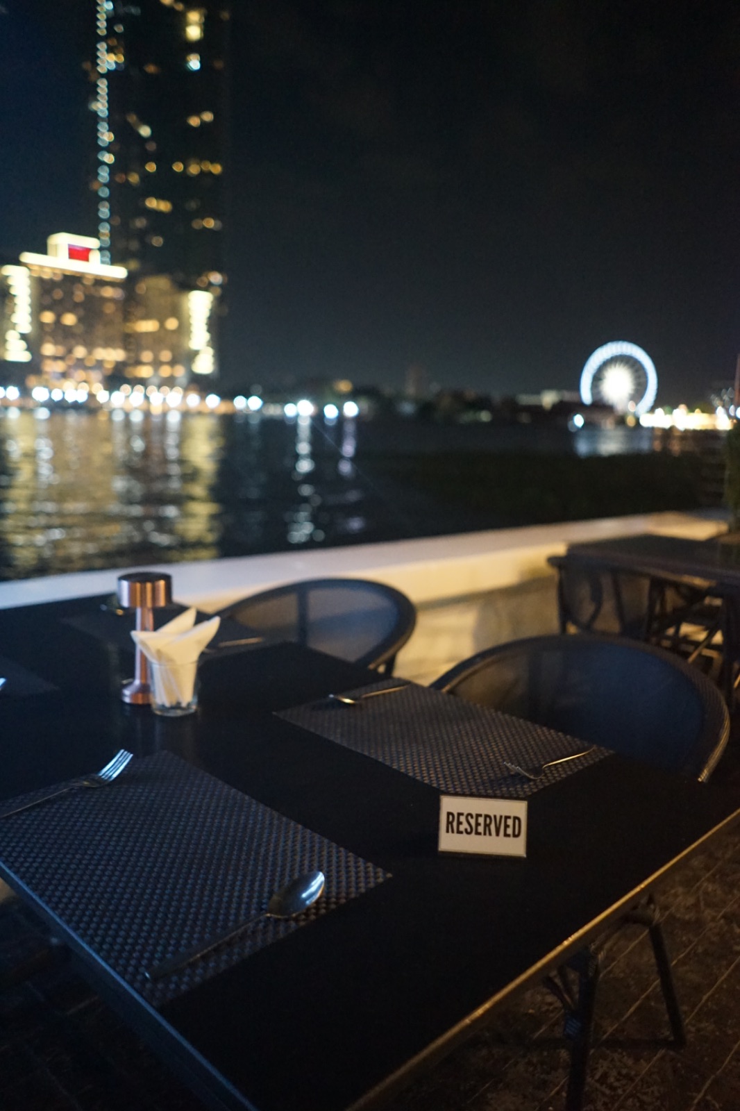 Sarin Café hero image 2