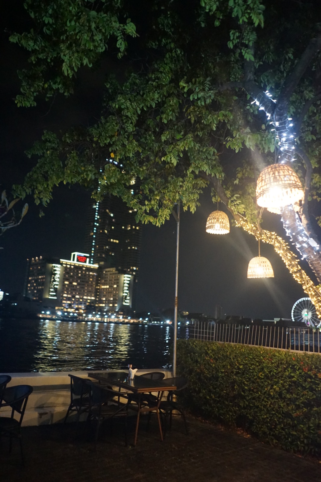 Sarin Café hero image 5