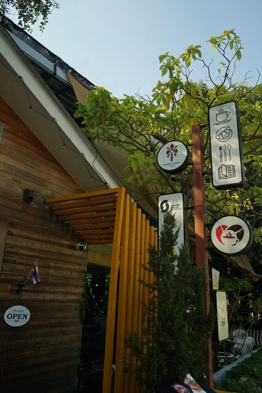 Anaya Espresso Kitchen ambiance image 2