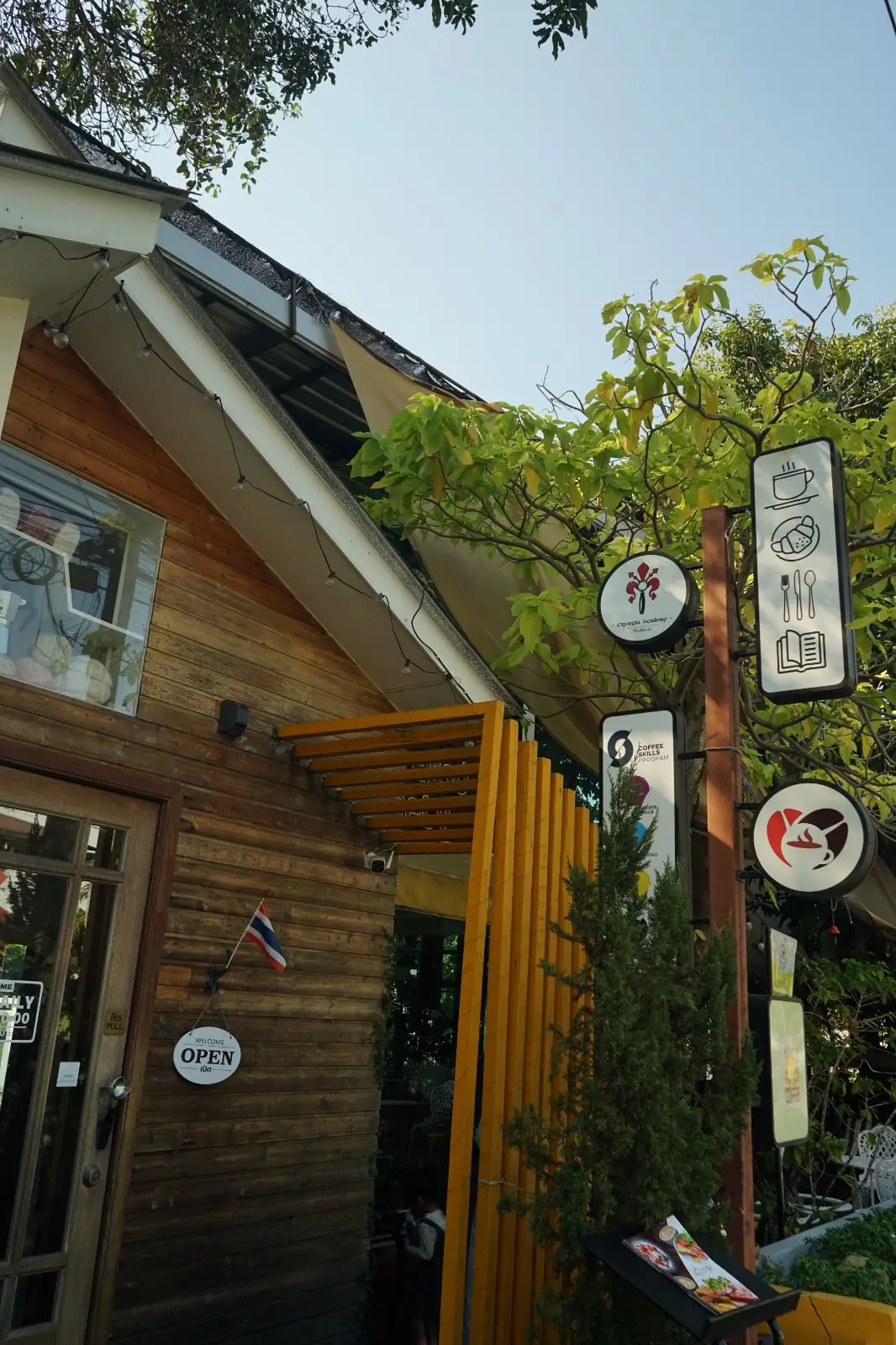 Anaya Espresso Kitchen hero image 2