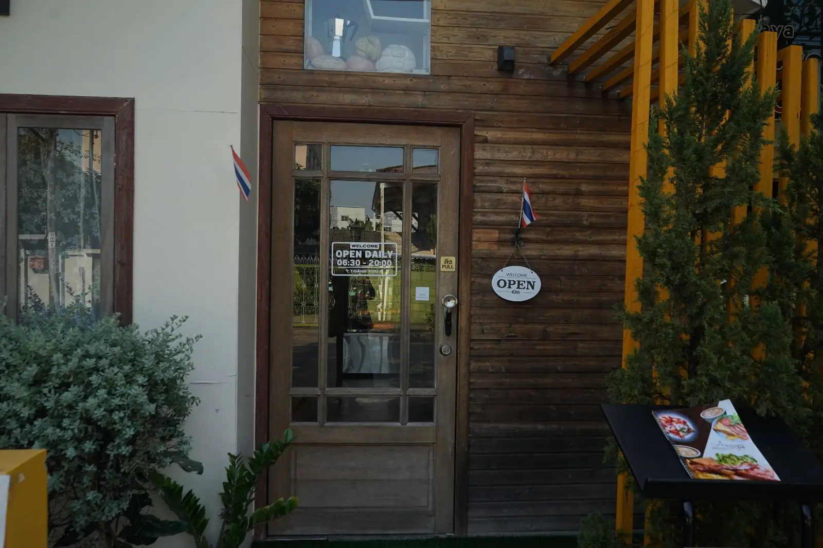 Anaya Espresso Kitchen ambiance image 4