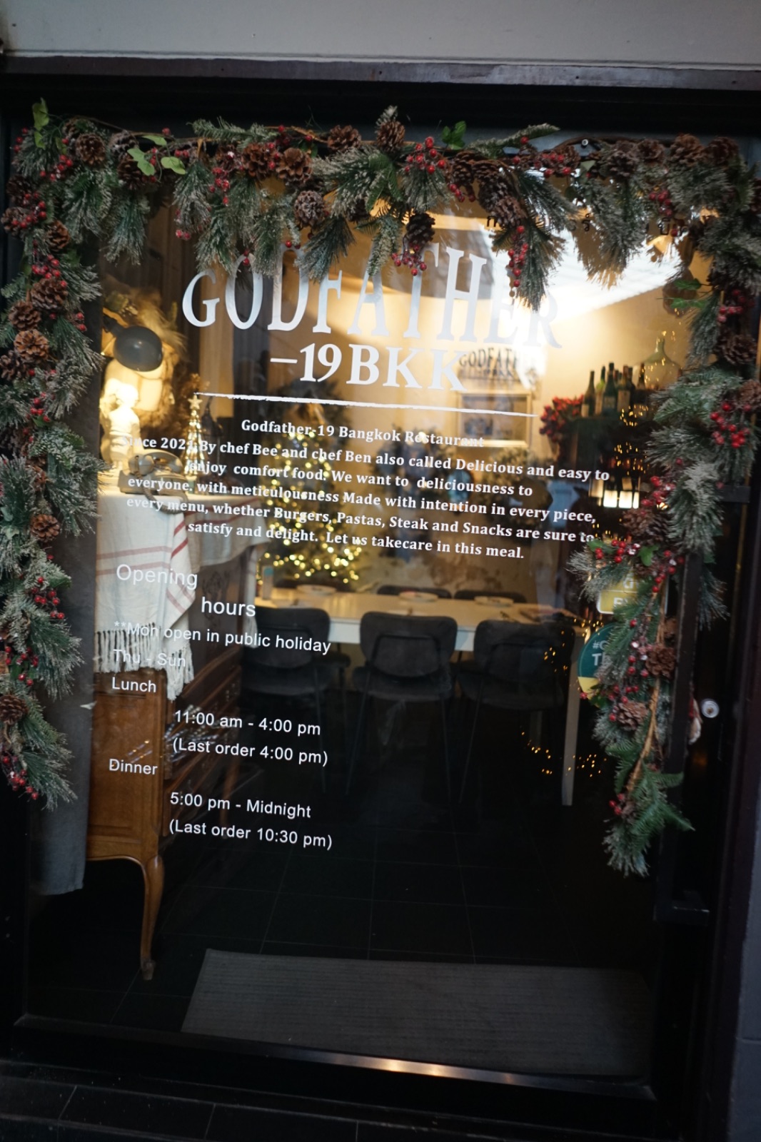 GODFATHER-19BKK ambiance image 2