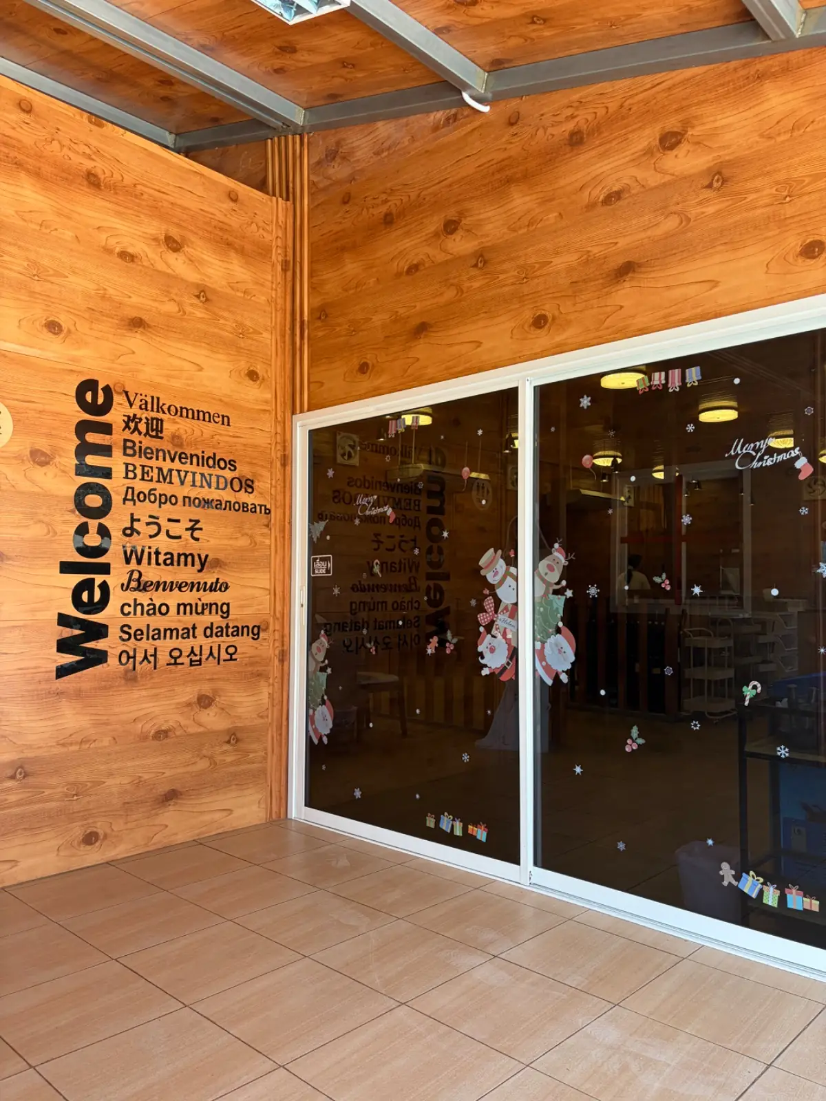 Taekang Korean BBQ ambiance image 2