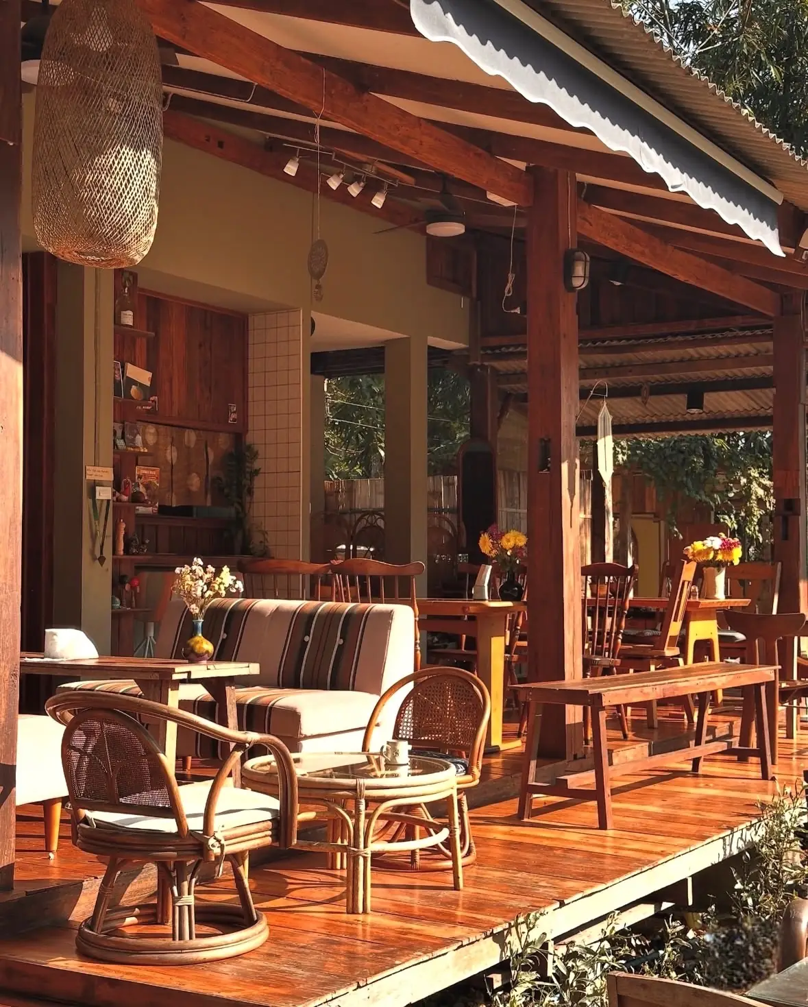 Ashi Cafe overall image 2