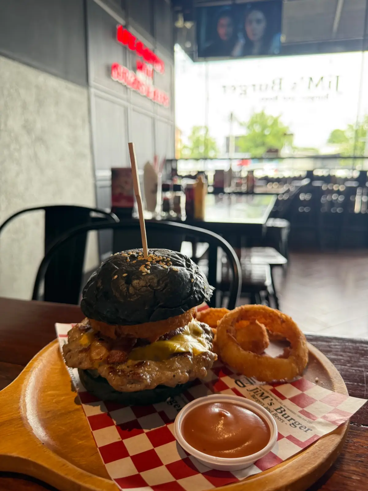 Jim's Burgers & Beers - ราชพฤกษ์ food image 2