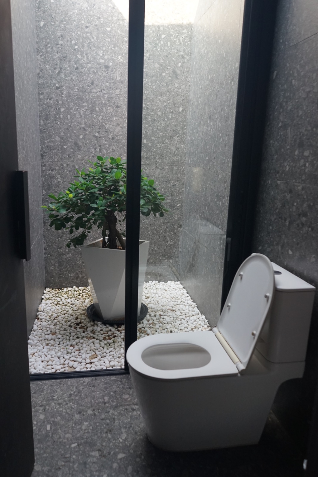 EP.1 COFFEE & ROASTERY ambiance image 12