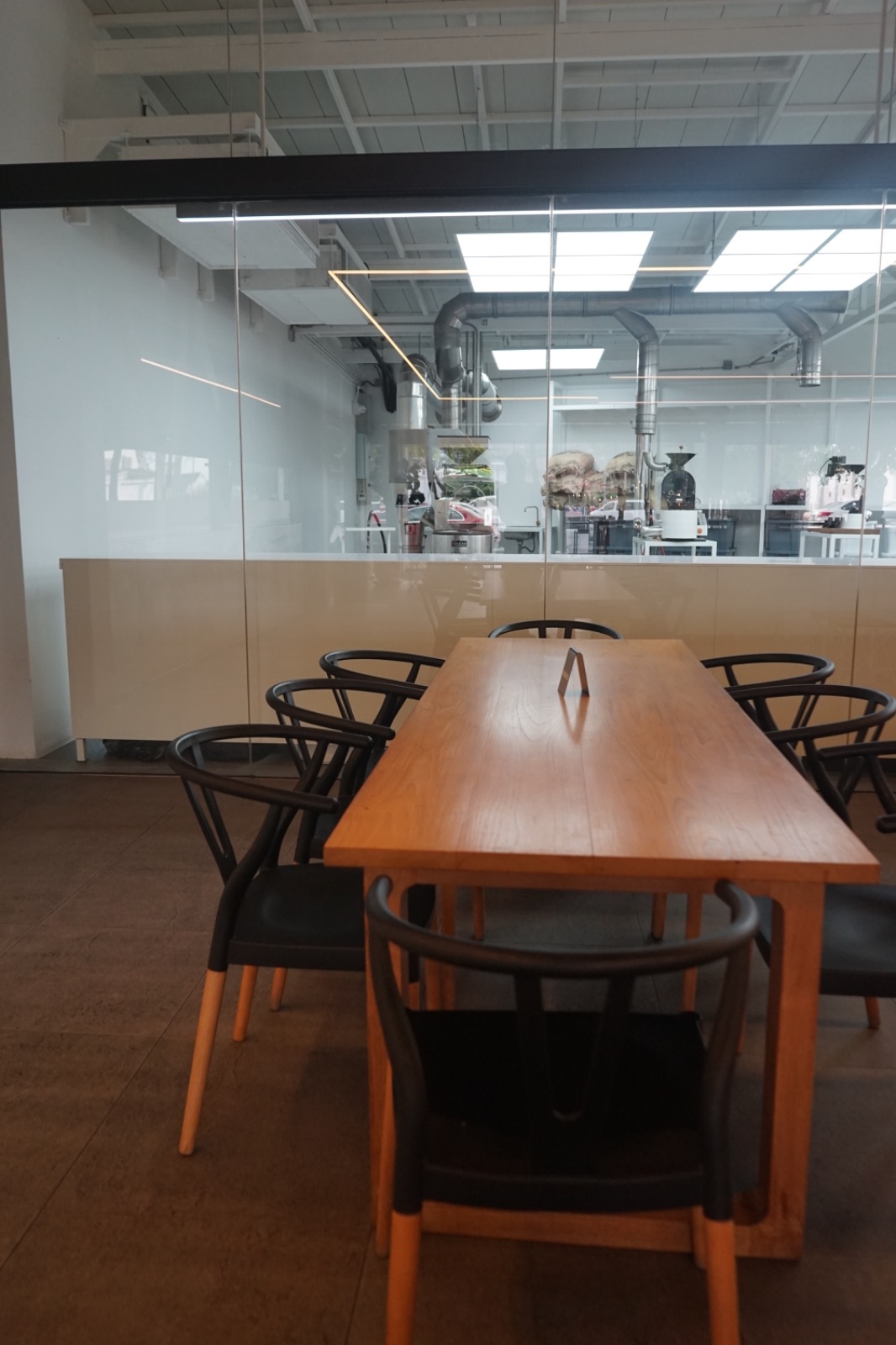 EP.1 COFFEE & ROASTERY ambiance image 10