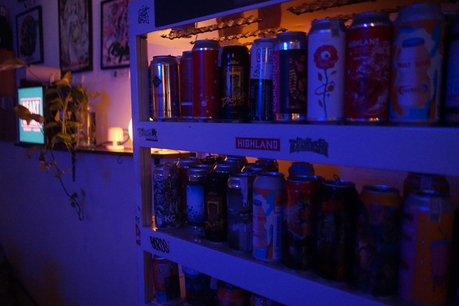 HIGHLAND CAFE ambiance image 12