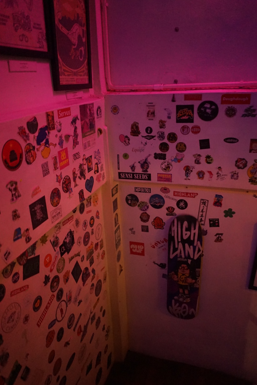 HIGHLAND CAFE ambiance image 3