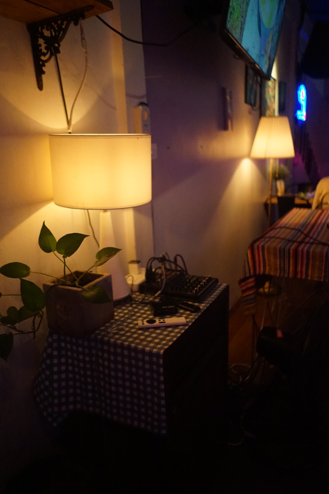 HIGHLAND CAFE ambiance image 14