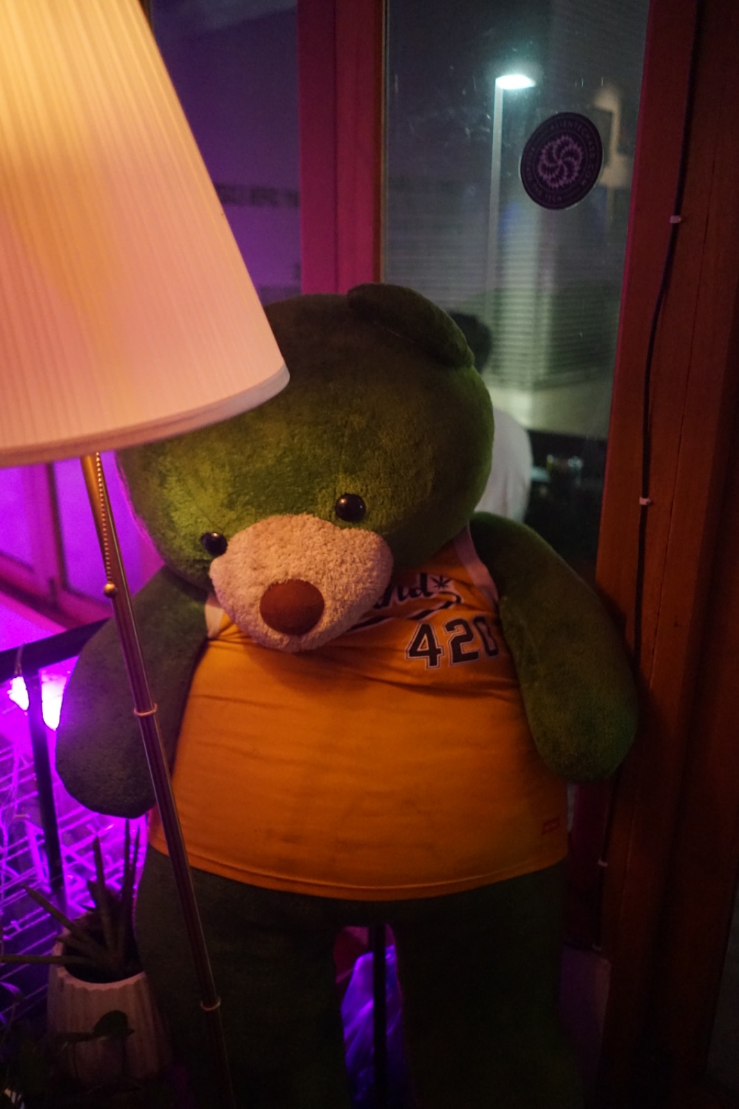 HIGHLAND CAFE ambiance image 4