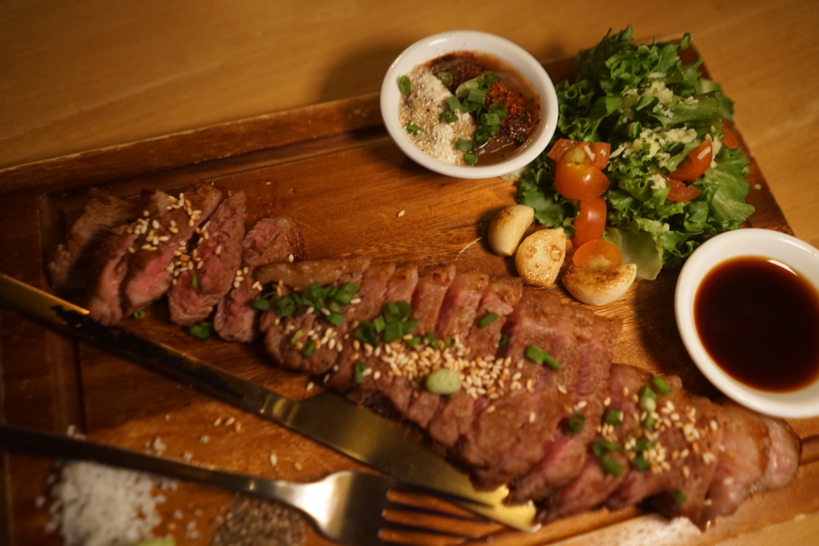 HIGHLAND CAFE overall image 2