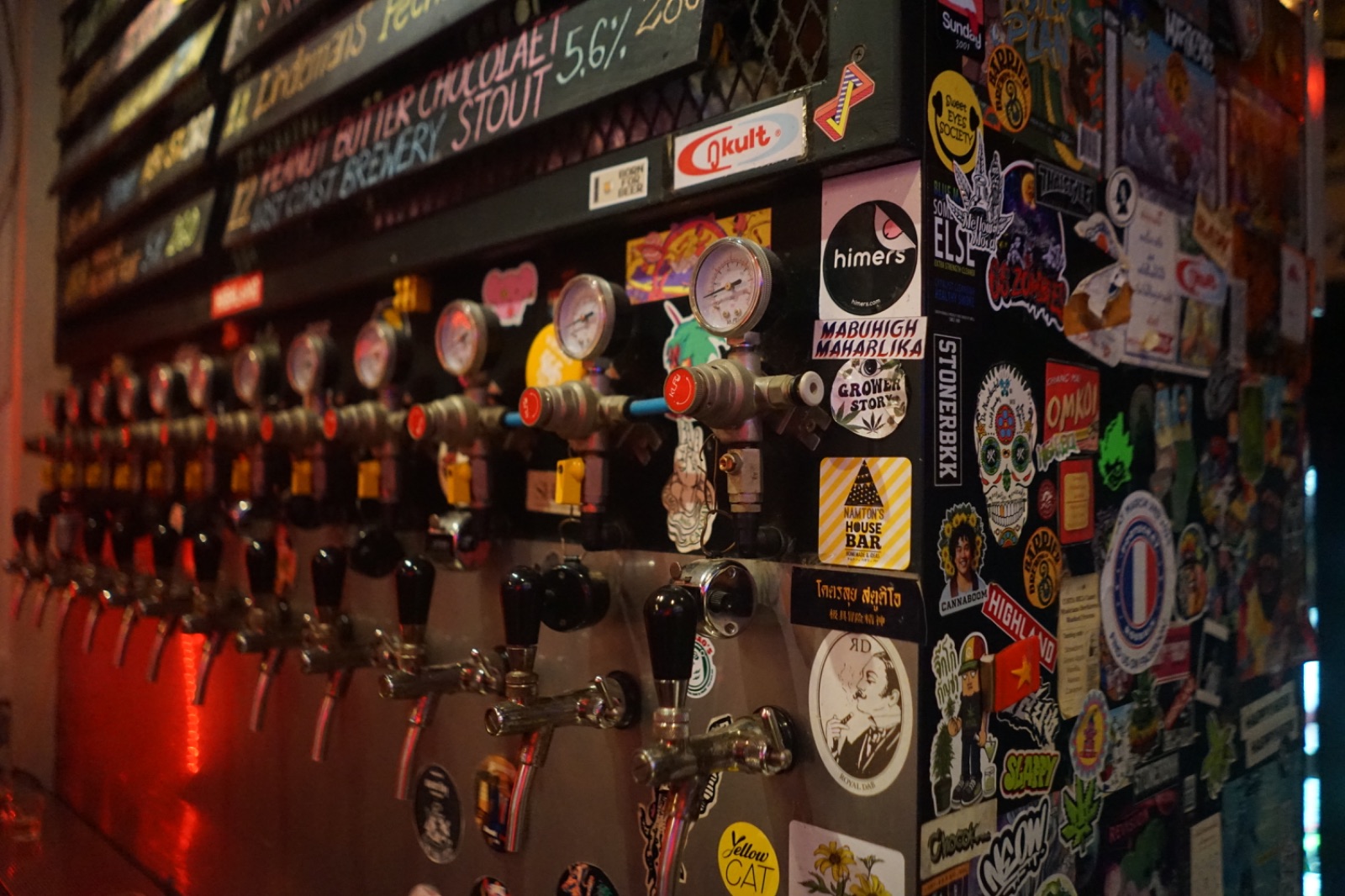 HIGHLAND CAFE ambiance image 13