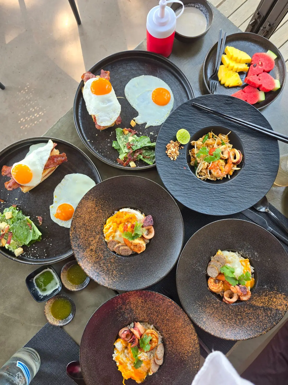 Inchantreedoolay Hotel - Hua Hin food image 3