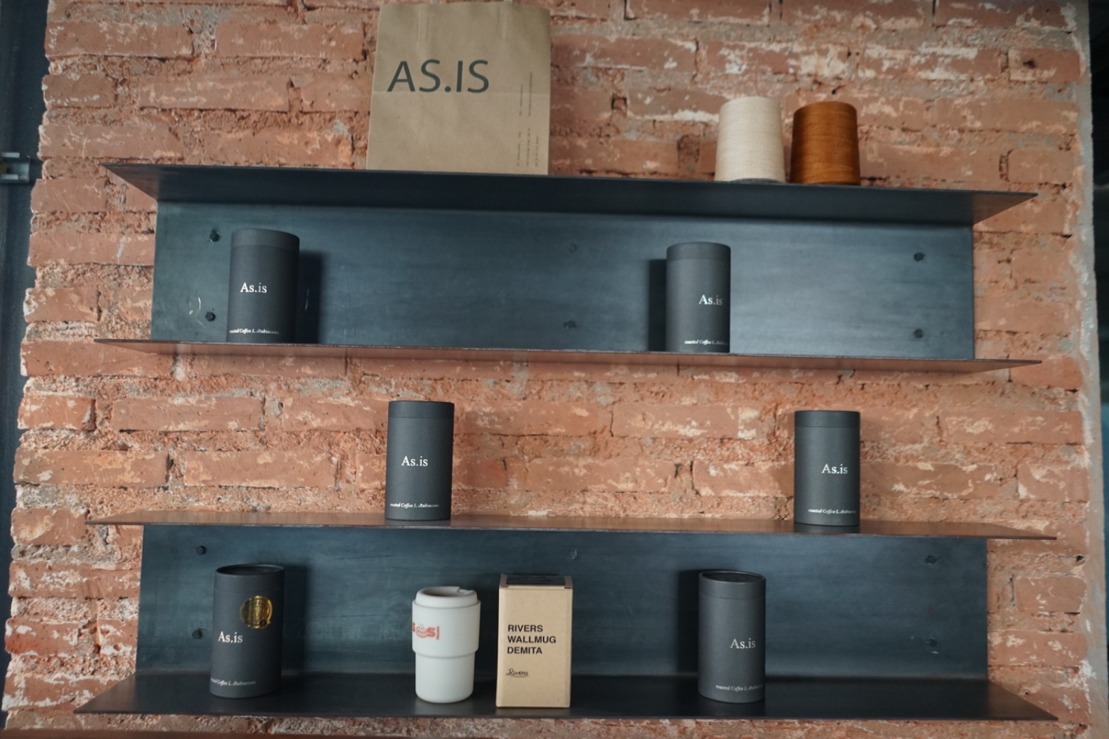 As.is l Roasting Co. ambiance image 8