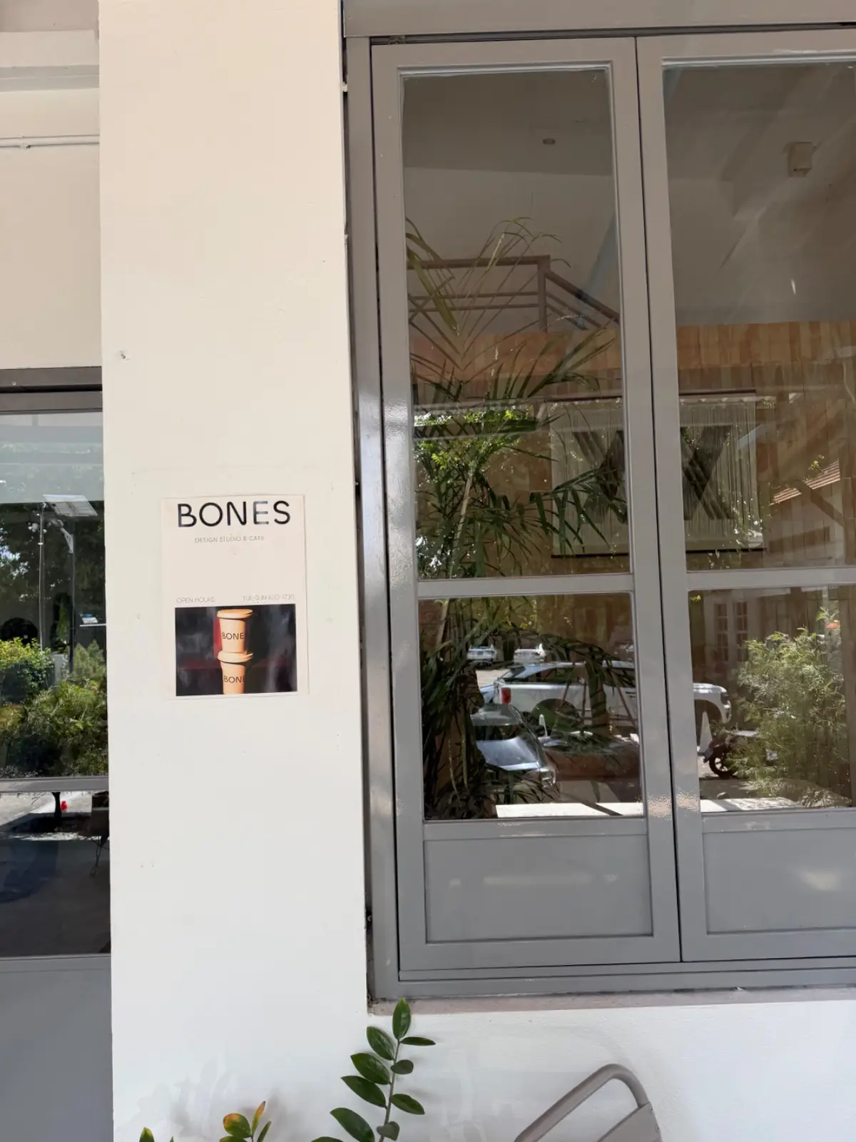 Bones design studio and cafe overall image 2