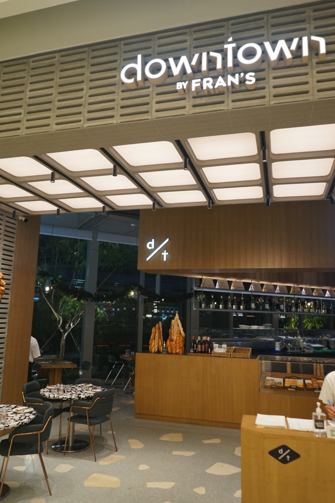 Downtown by frans - Central Park ambiance image 1