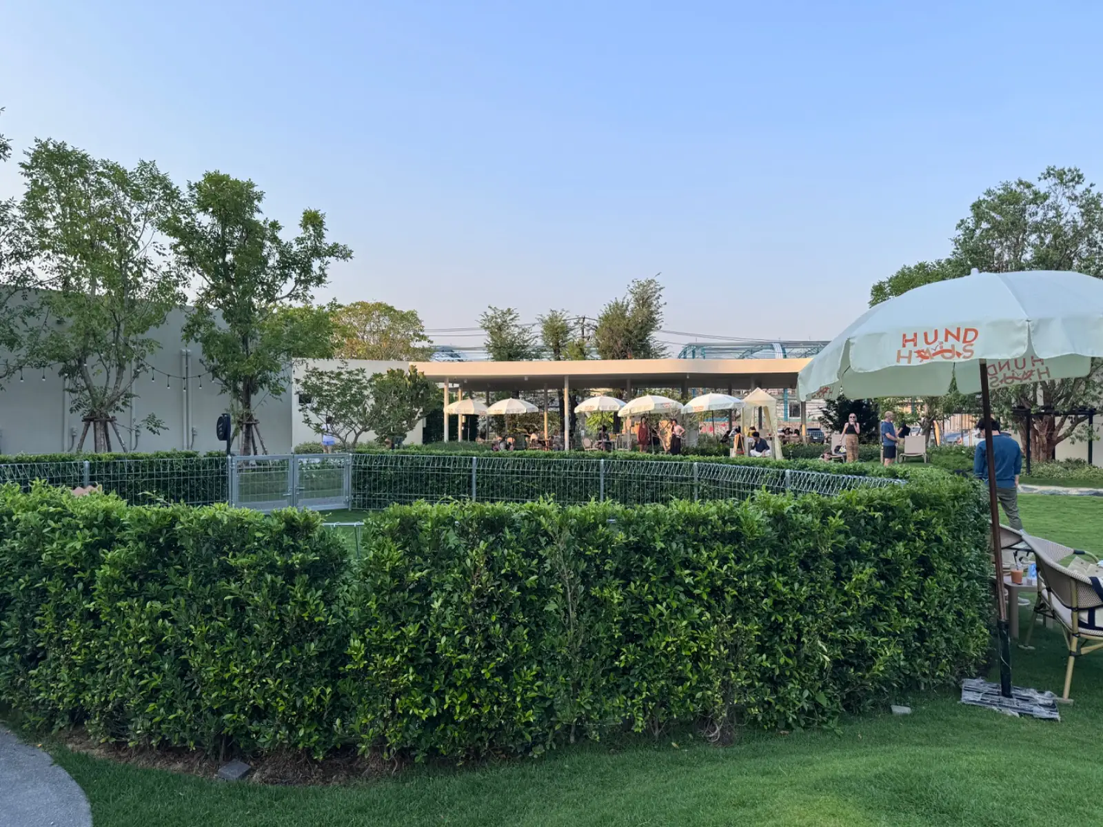 HUND HAUS other image 1