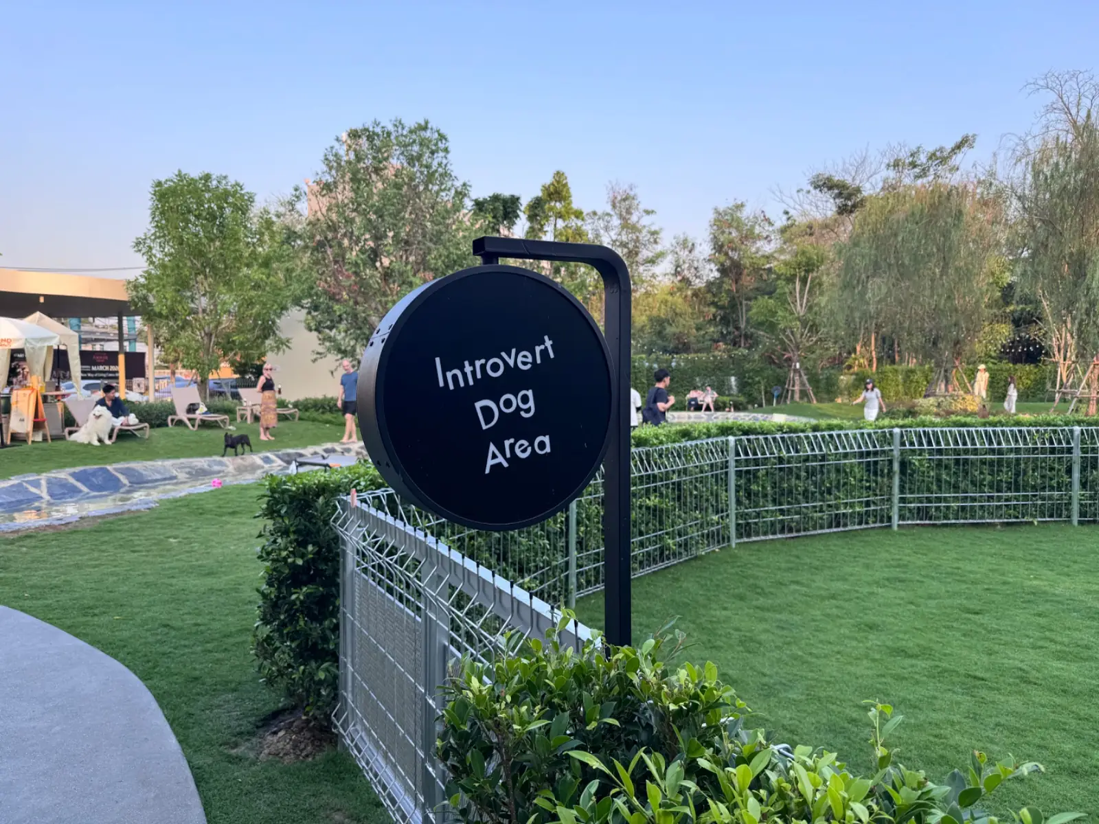 HUND HAUS other image 3