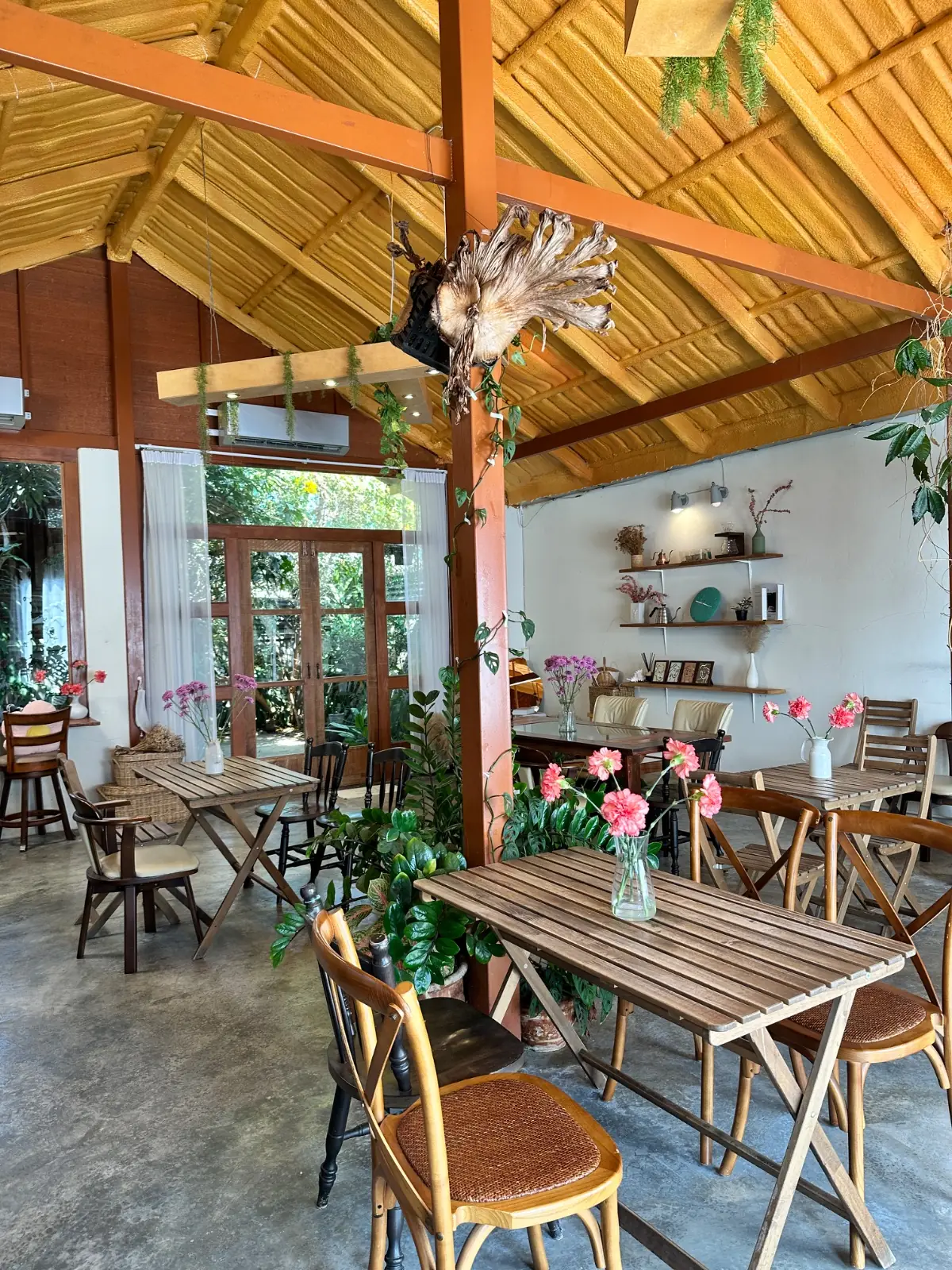 Brother and Sister Cafe - Phetchaburi overall image 1