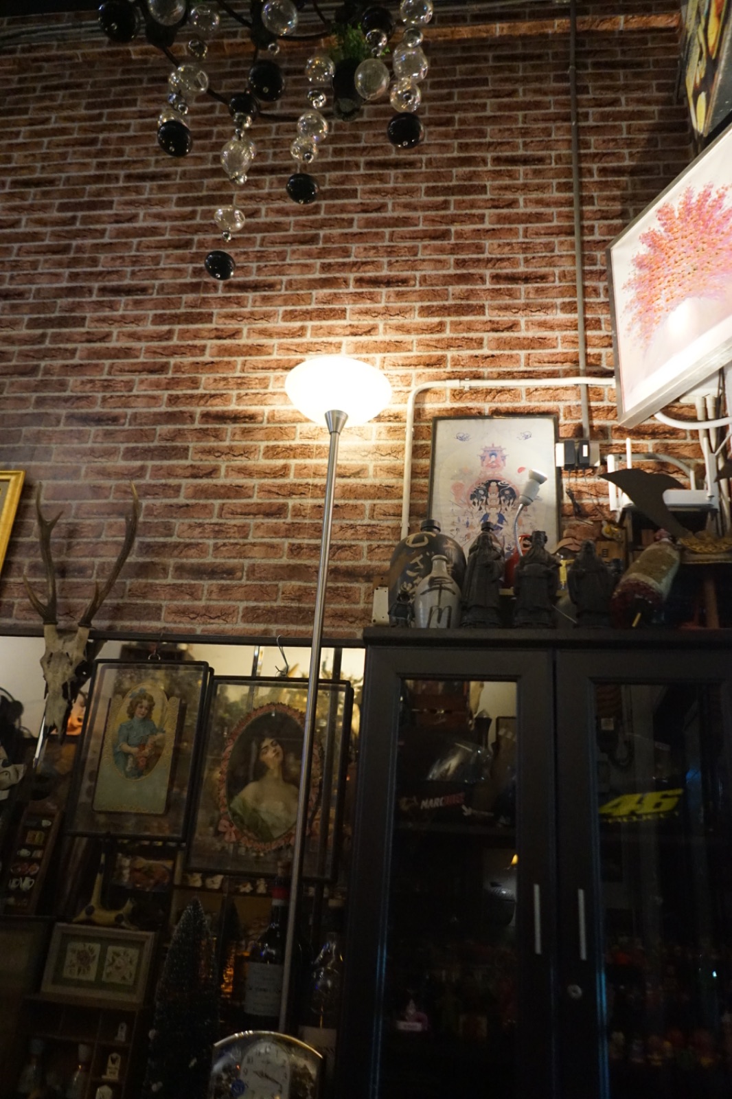 ร้านโรงน้ำตาล รอนาน3วัน2คืน ambiance image 6