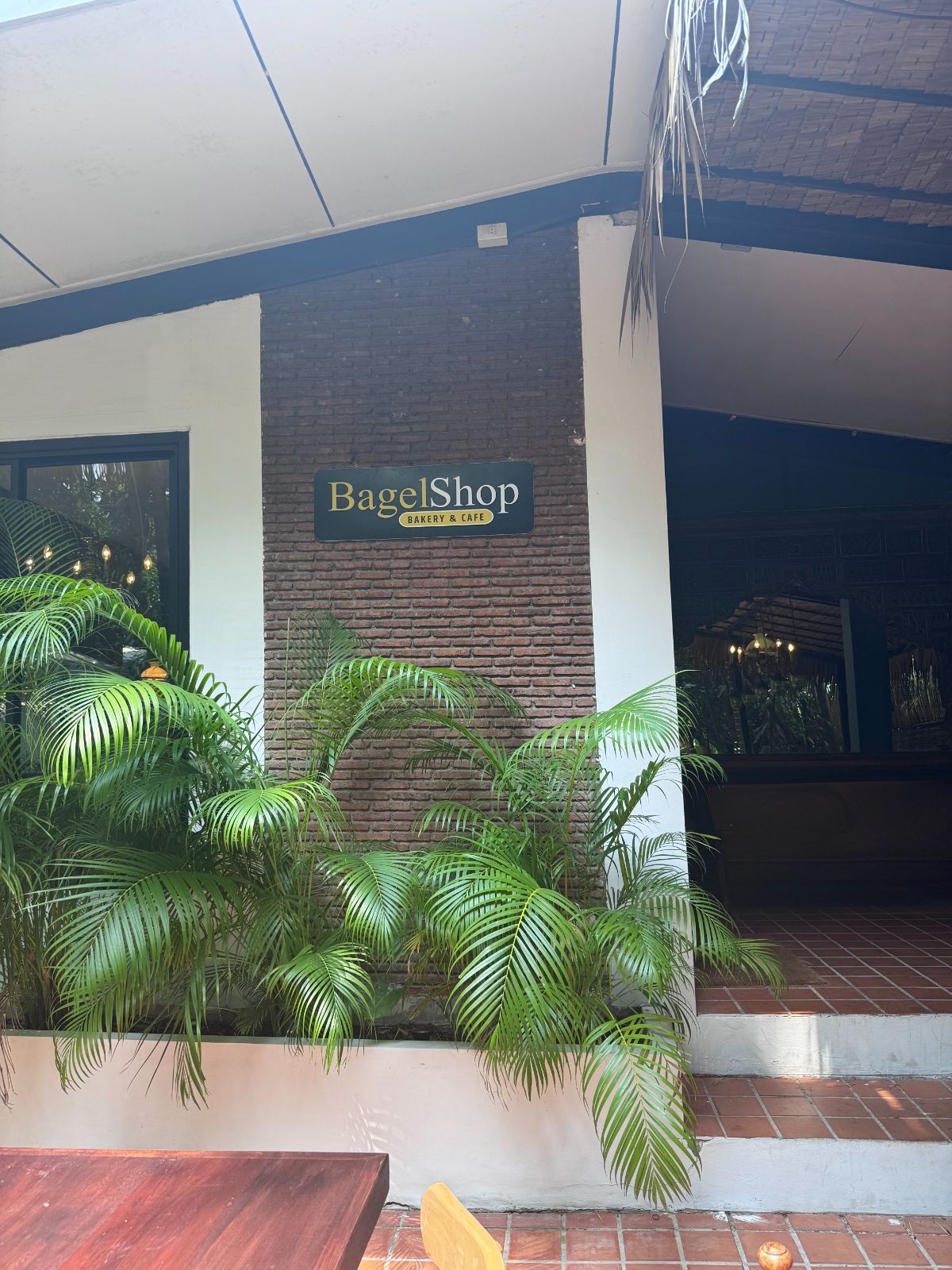 Bagel Shop  - Yen Akat overall image 1