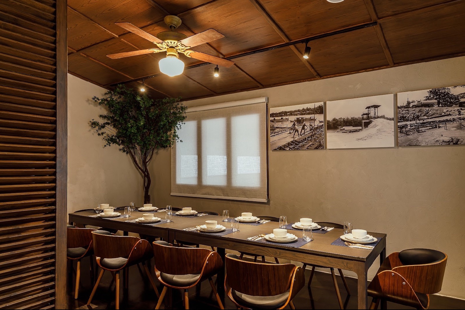 Grok 1970 (โกรก 1970) overall image 2