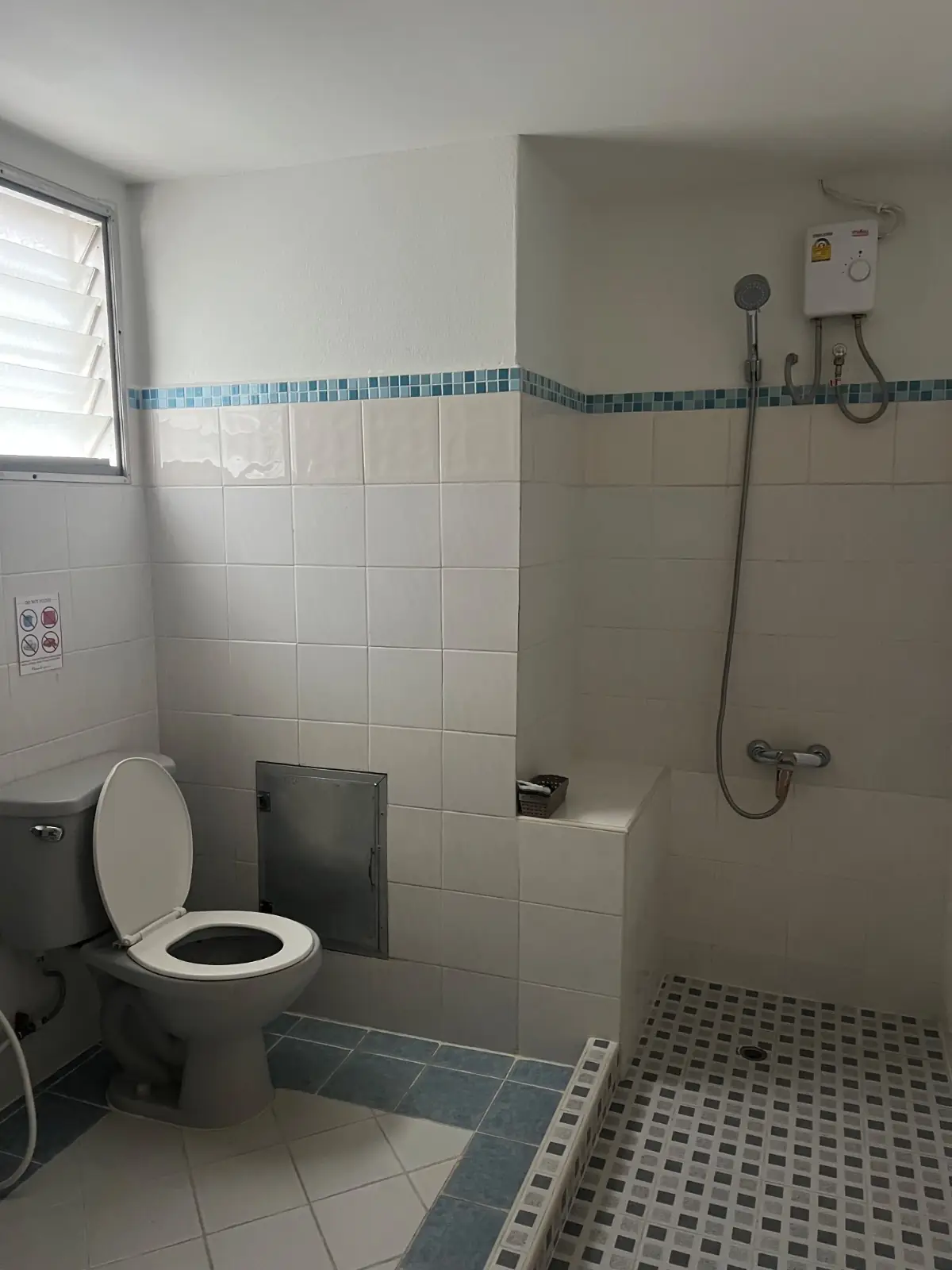 The Kaze 34 Hotel and Serviced Residence rooms image 3