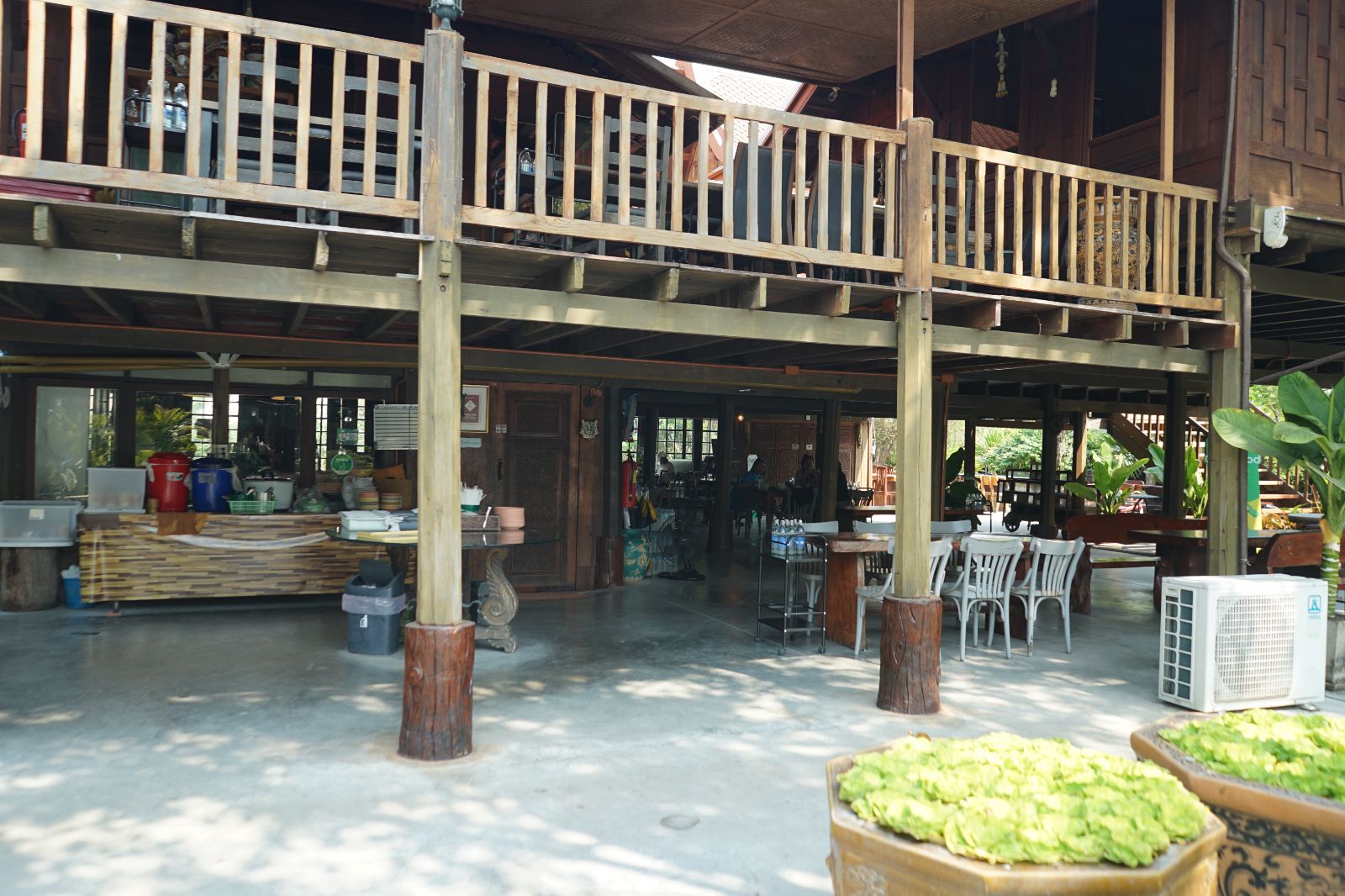 ไก่ย่างเสือใหญ่ กรุงเทพกรีฑา ambiance image 4