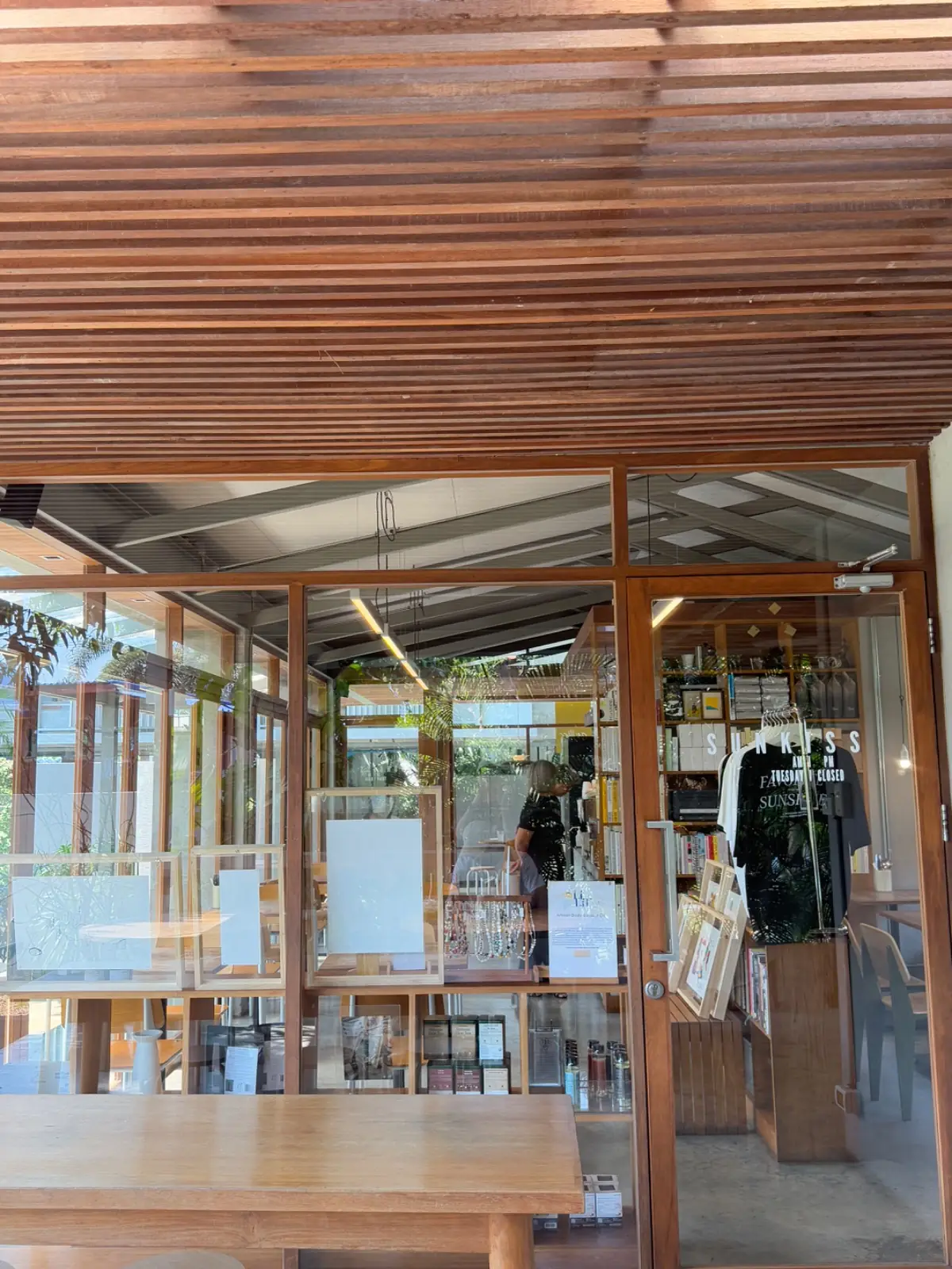 Sunkiss ambiance image 1