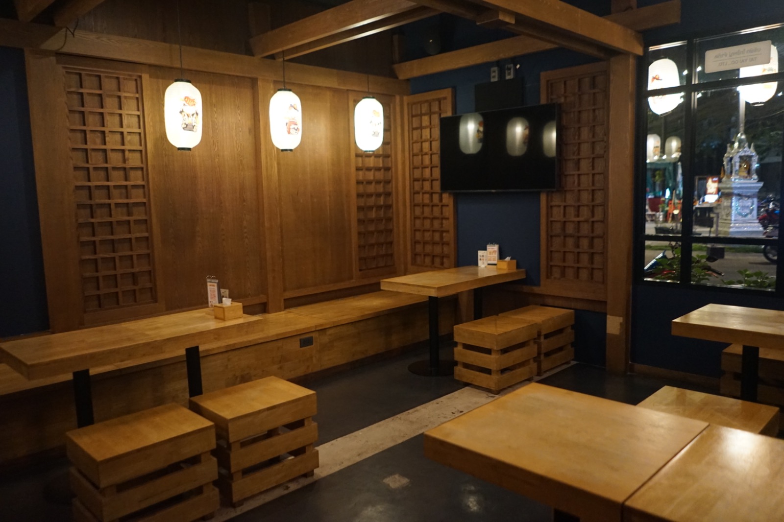 Niko Niko Japanese Restaurant ambiance image 1