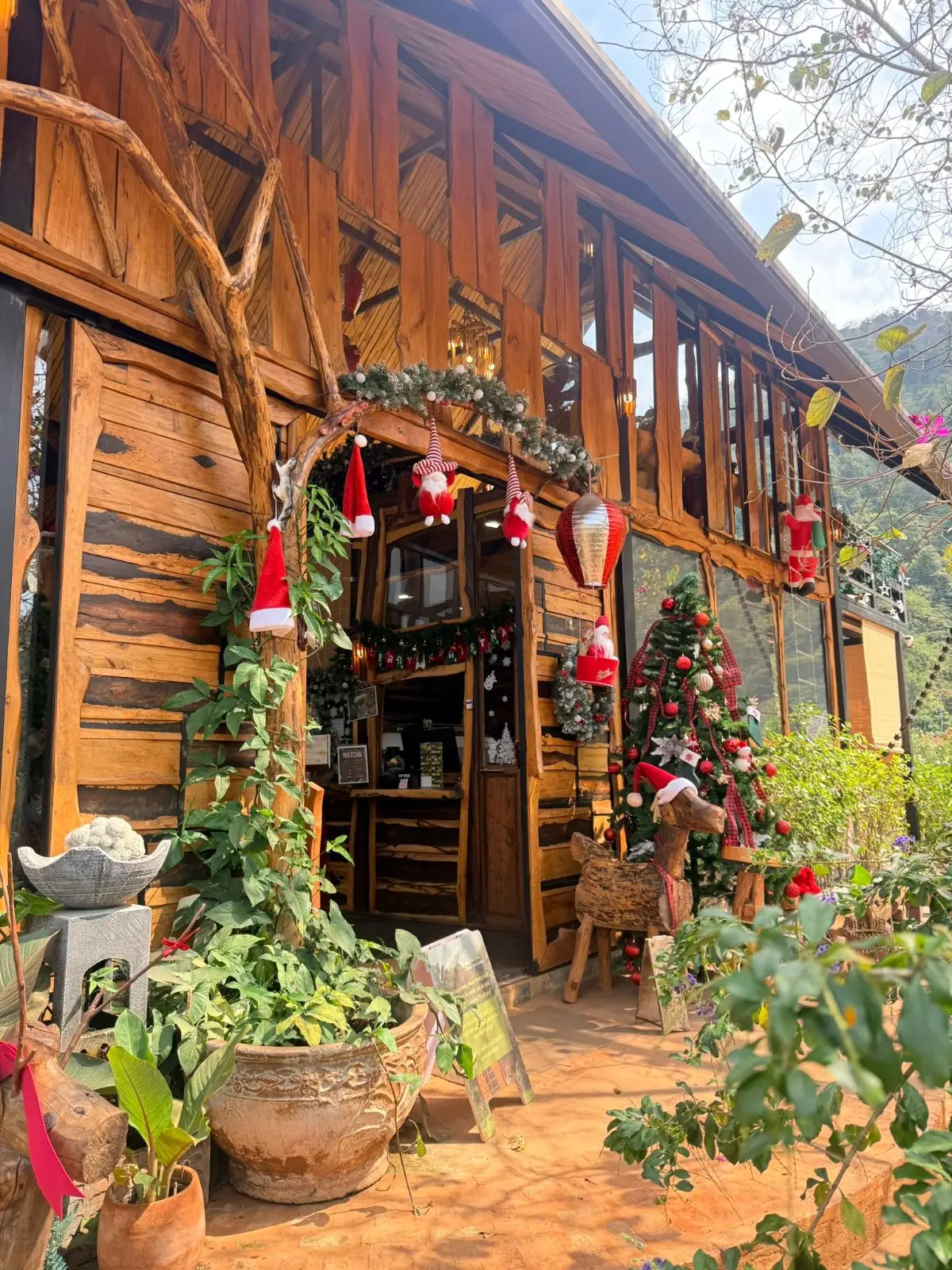 BaanKhaoFae Farm Eatery & Coffee overall image 2