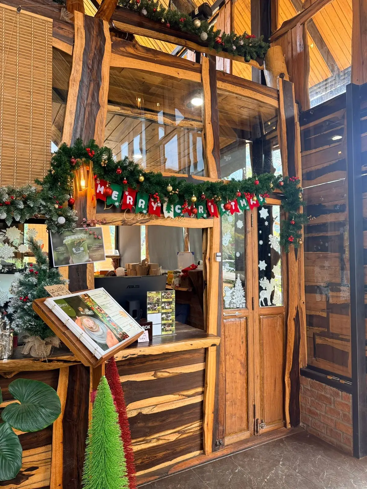 BaanKhaoFae Farm Eatery & Coffee overall image 4