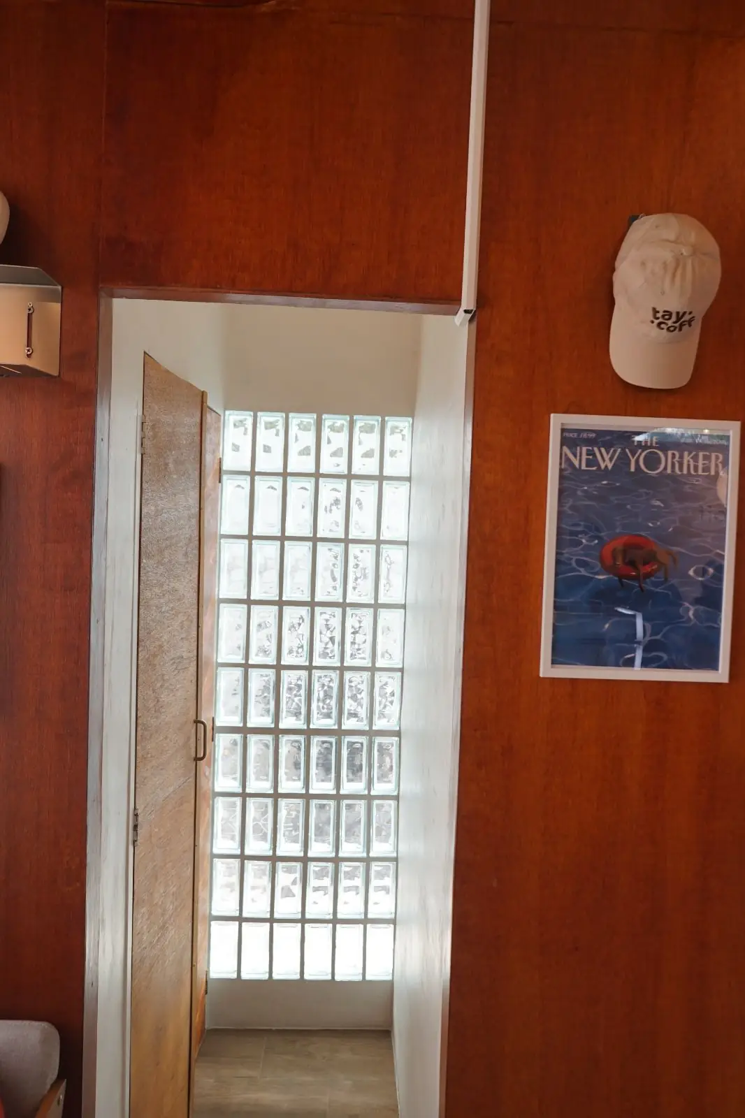 Taycoff Coffeehouse ambiance image 3