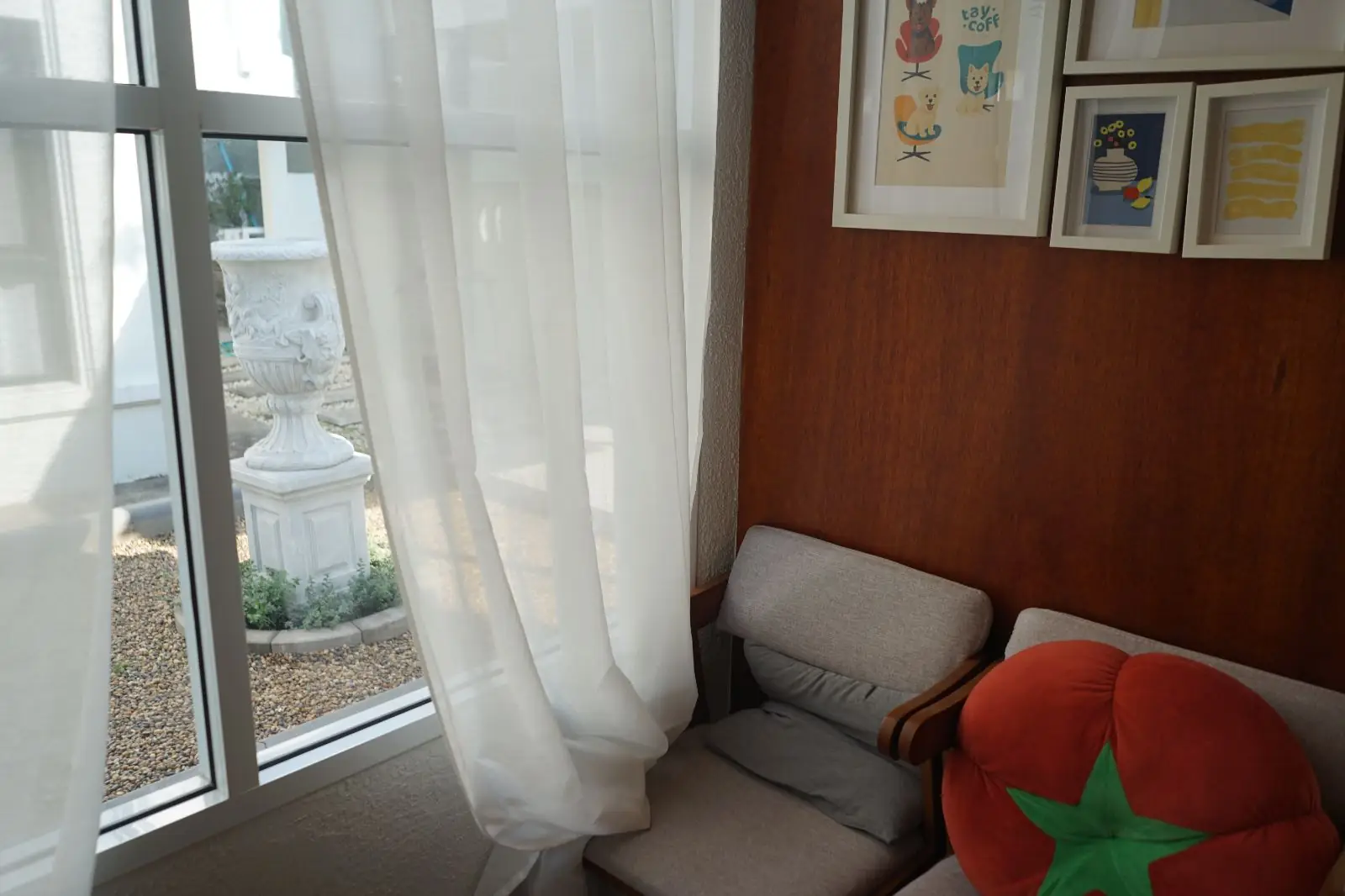 Taycoff Coffeehouse ambiance image 8