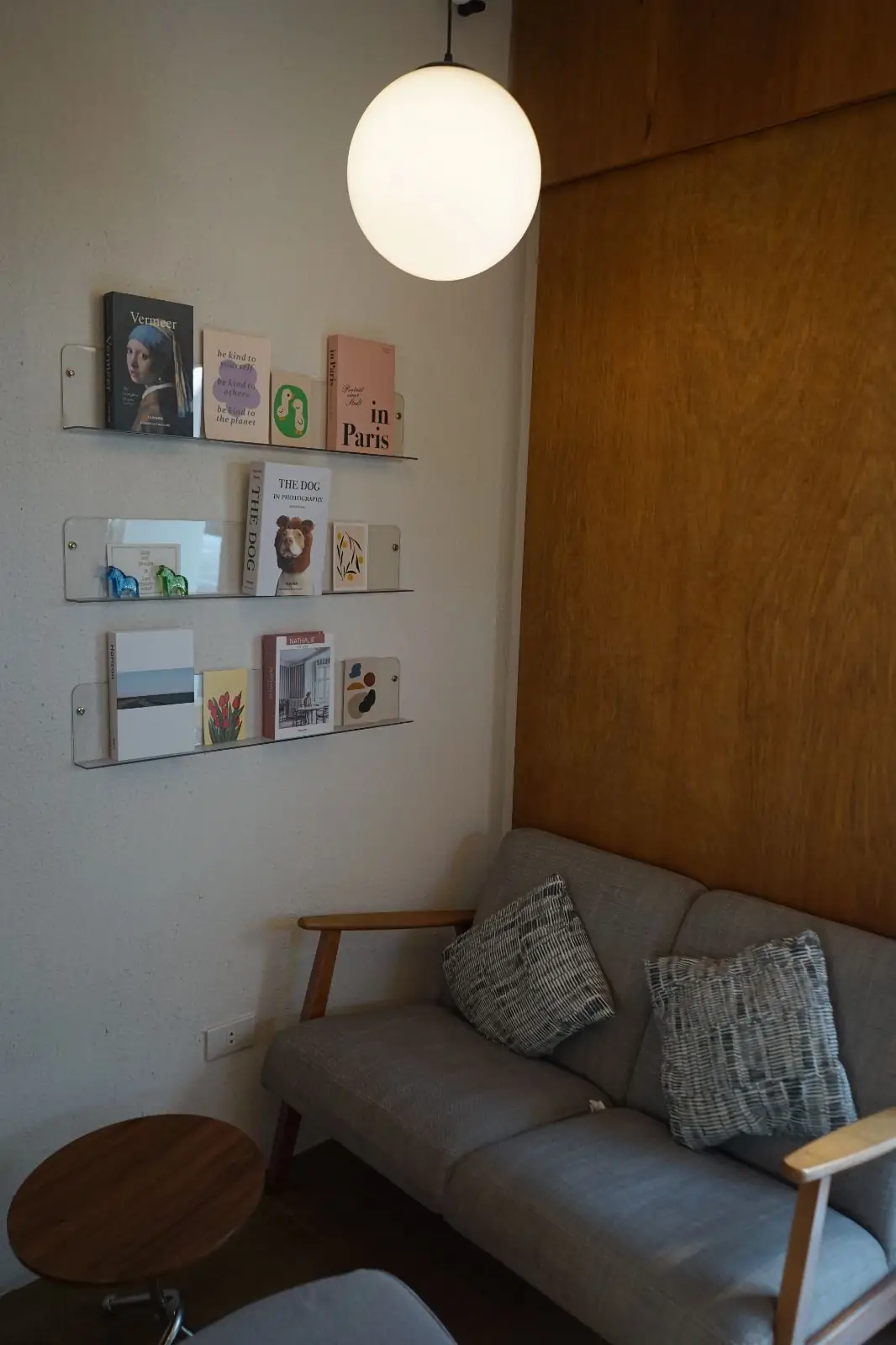 Taycoff Coffeehouse ambiance image 5