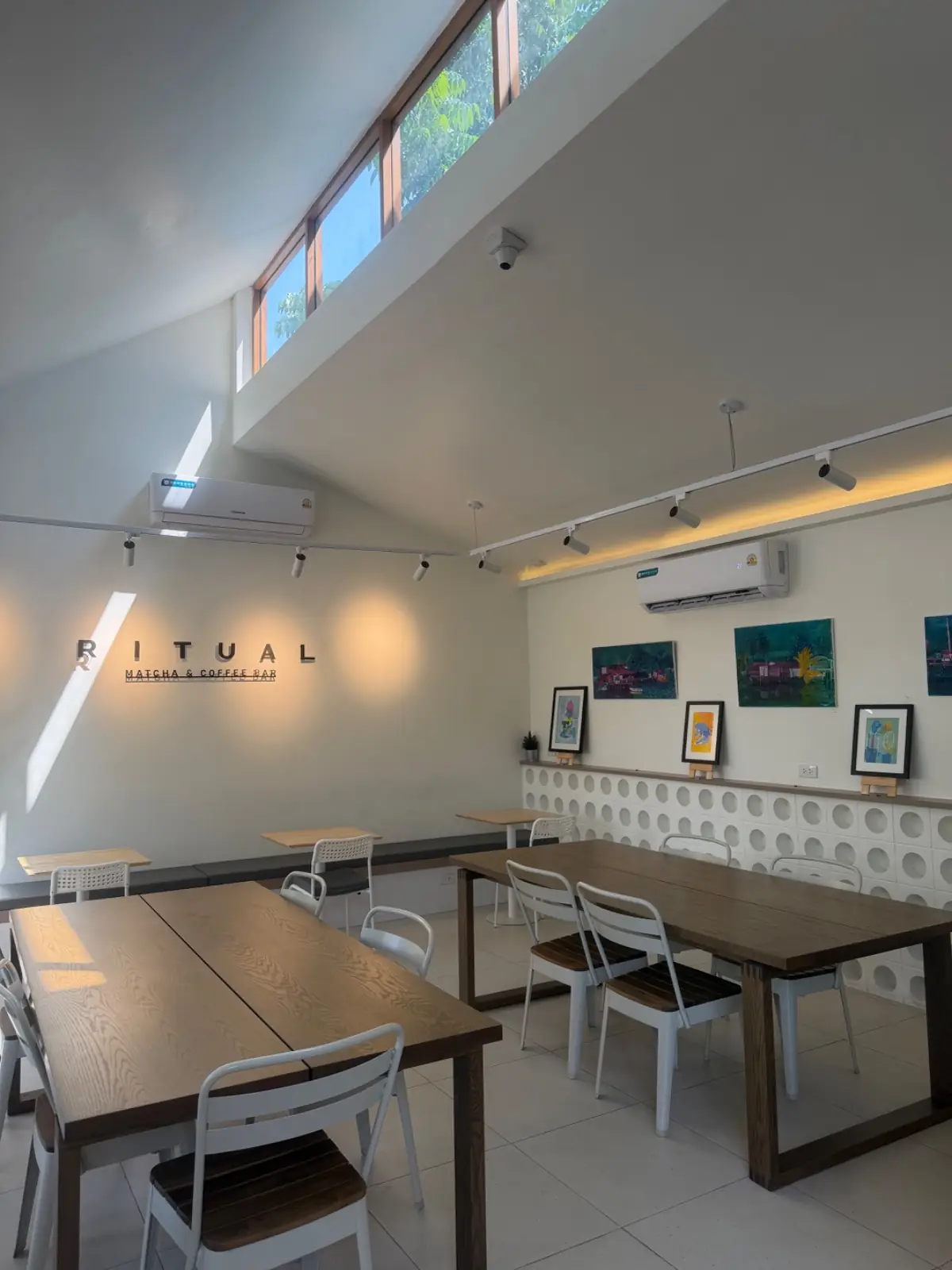 Ritual Matcha and Coffee Bar ambiance image 1