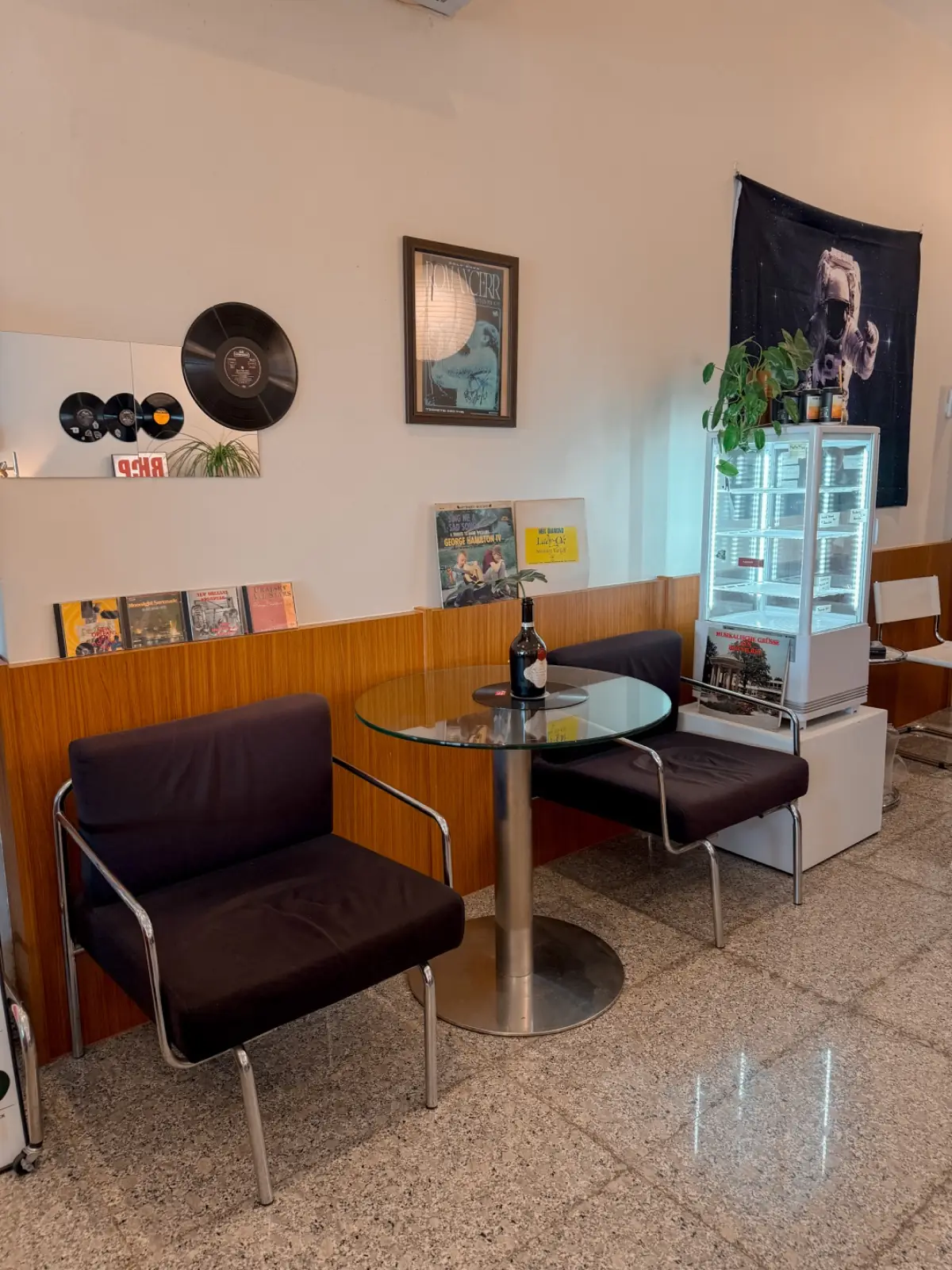 A Goodcup Cafe overall image 1