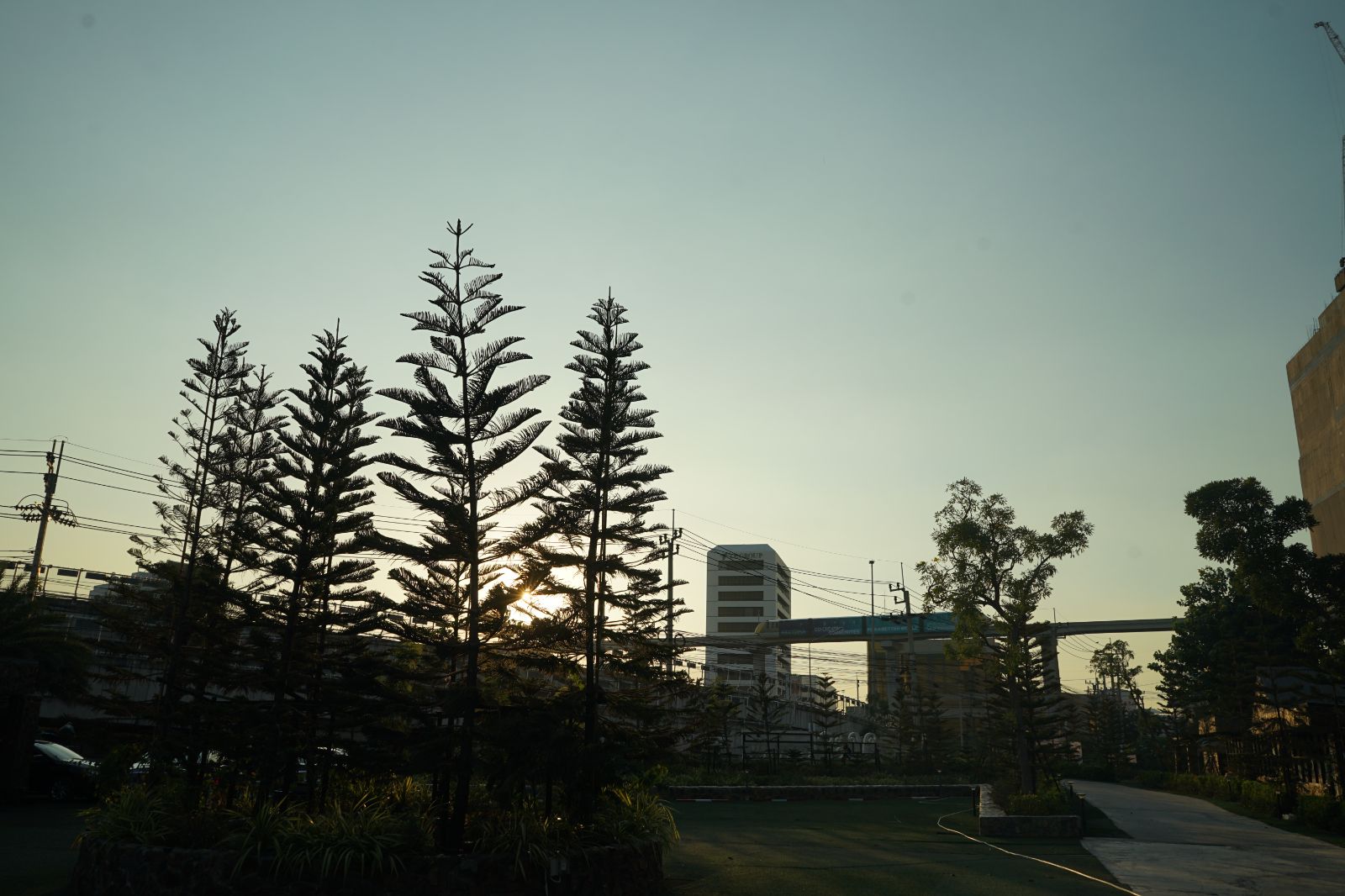 VP PARK Srinakarin hero image 3