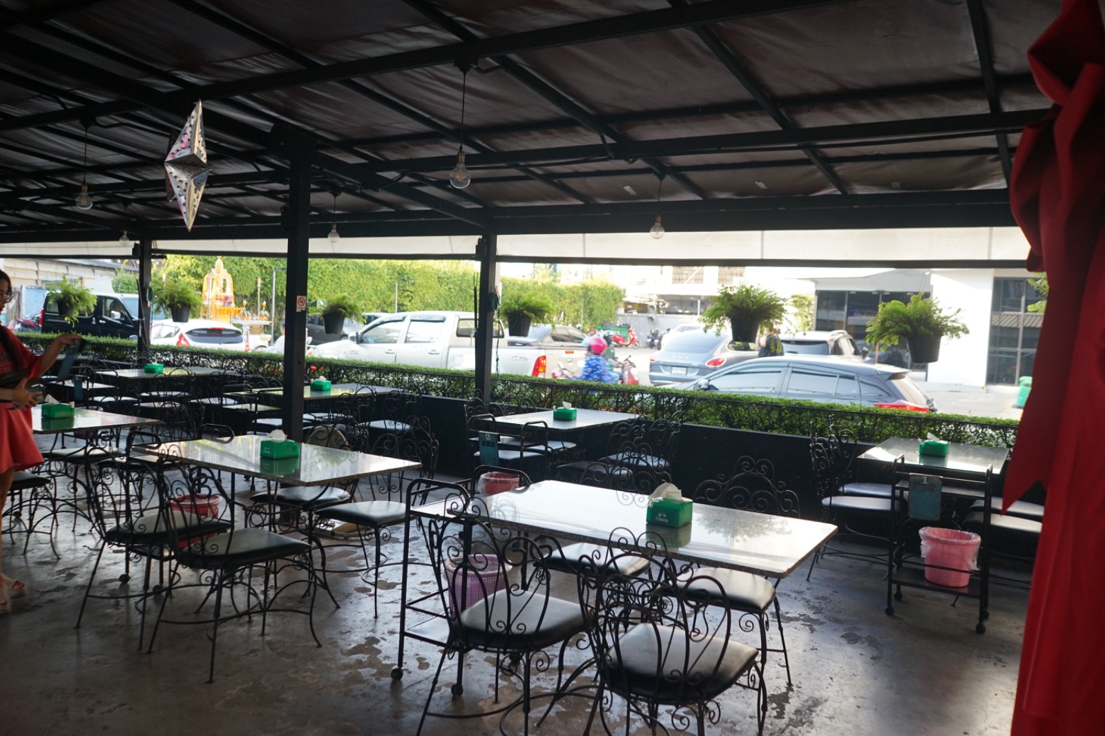 ZAP STATION ambiance image 10