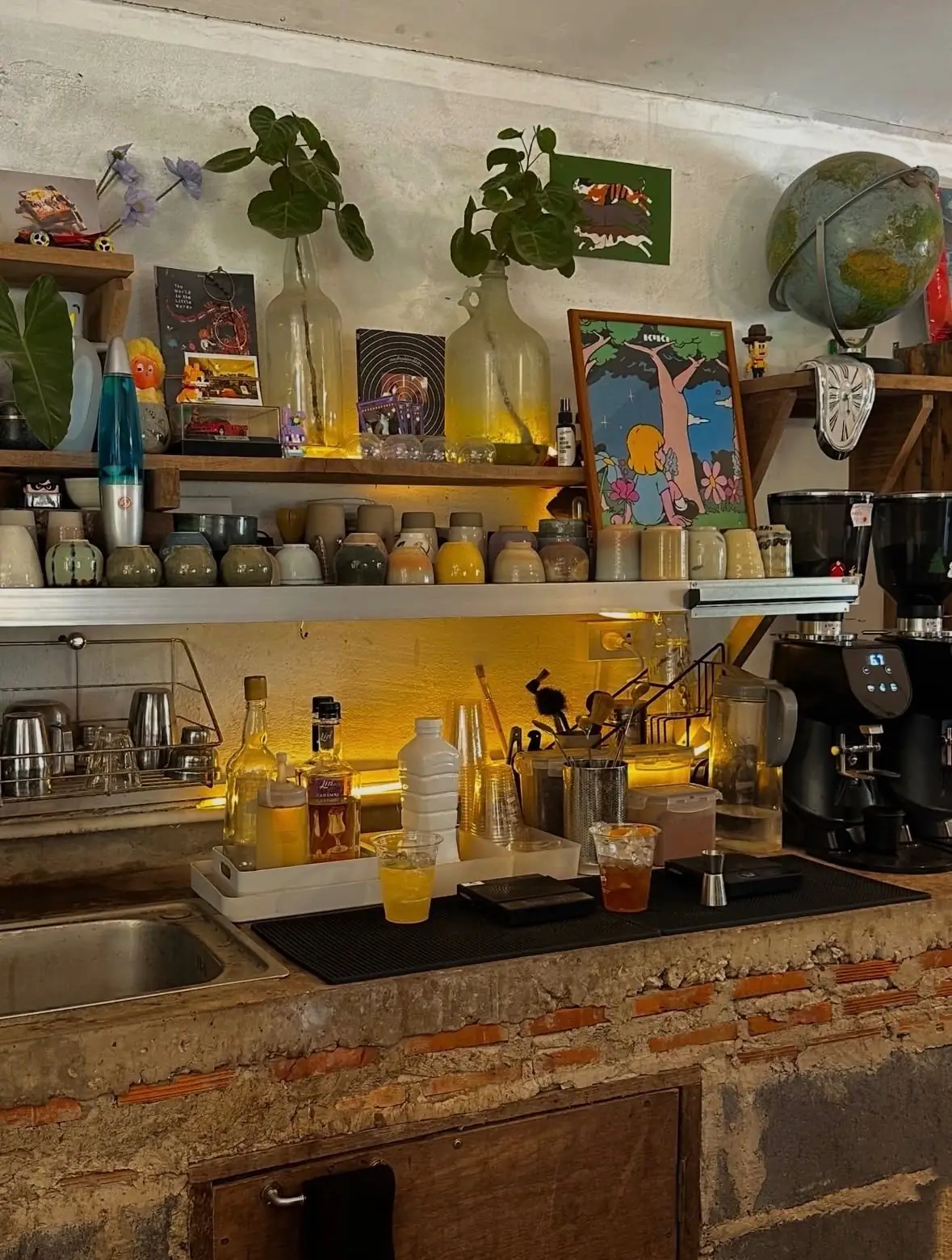 Hey Jude Local overall image 1