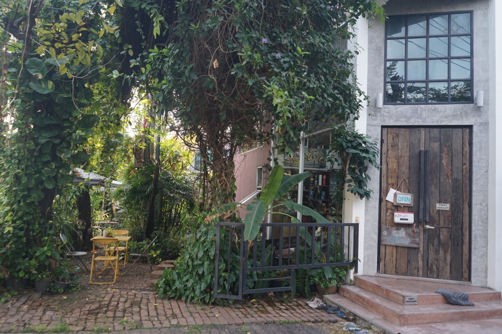 ครัวเก่าเก็บ ambiance image 6