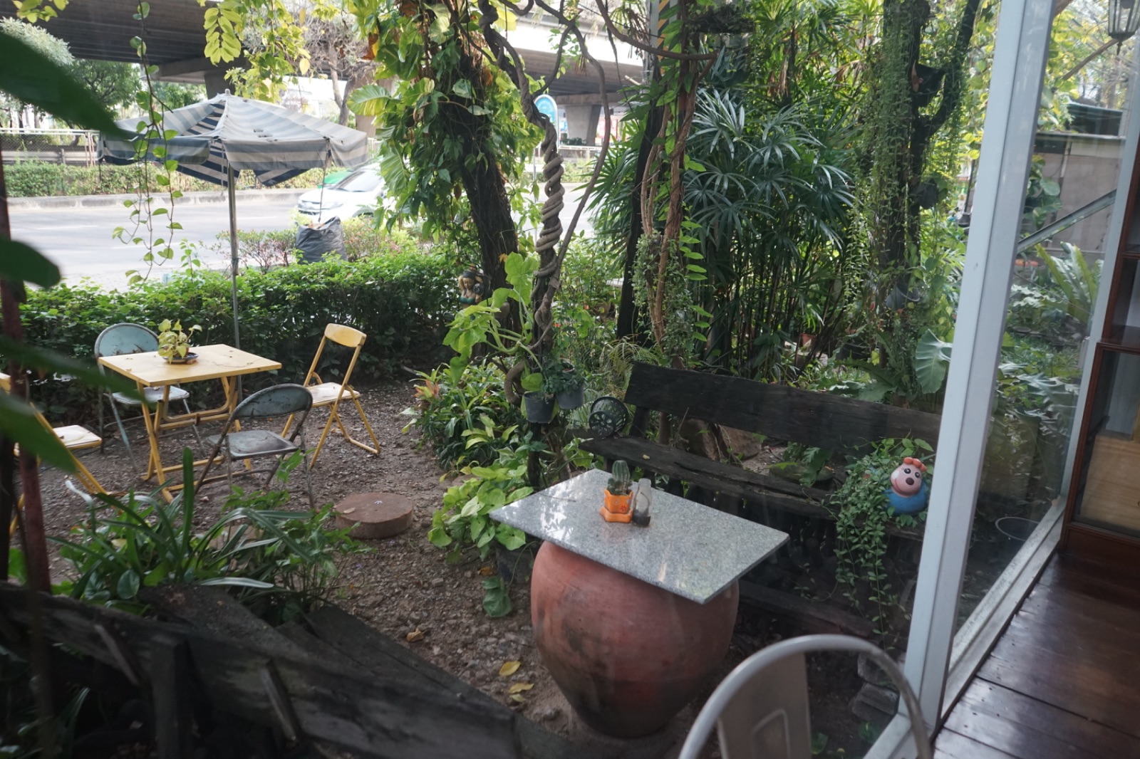 ครัวเก่าเก็บ ambiance image 13