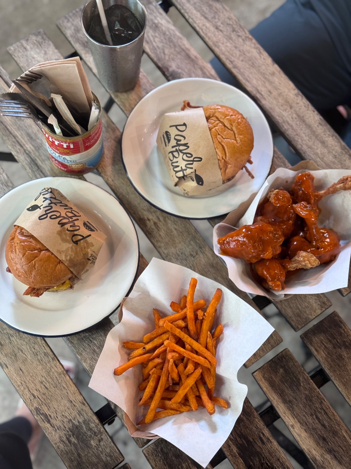 Paper Butter and the Burger hero image 2